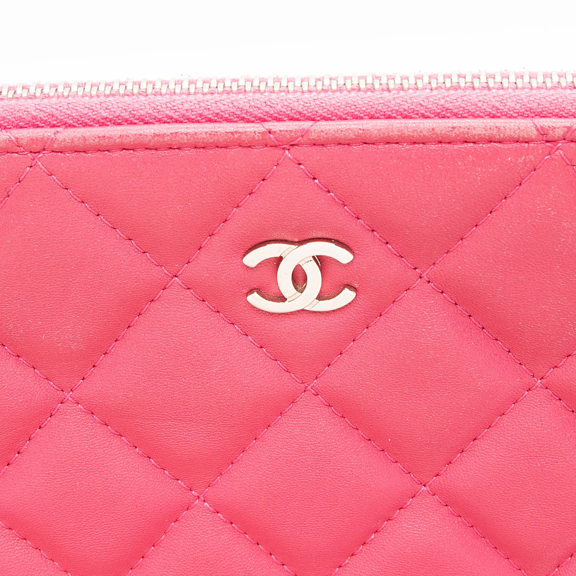 Chanel Lambskin Large O-Case (SHF-alFABe)