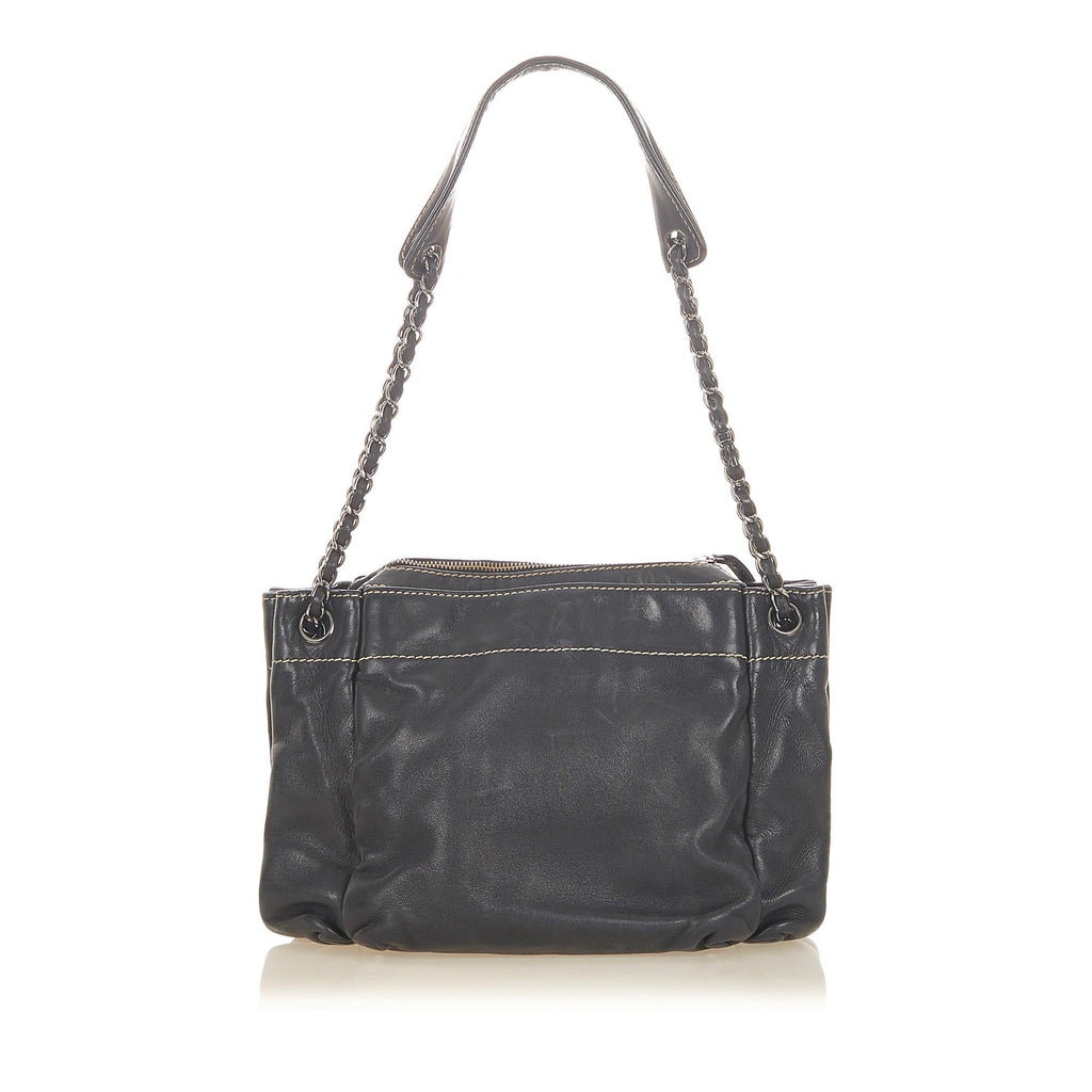 Chanel Lambskin Leather Shoulder Bag (SHG-19100)