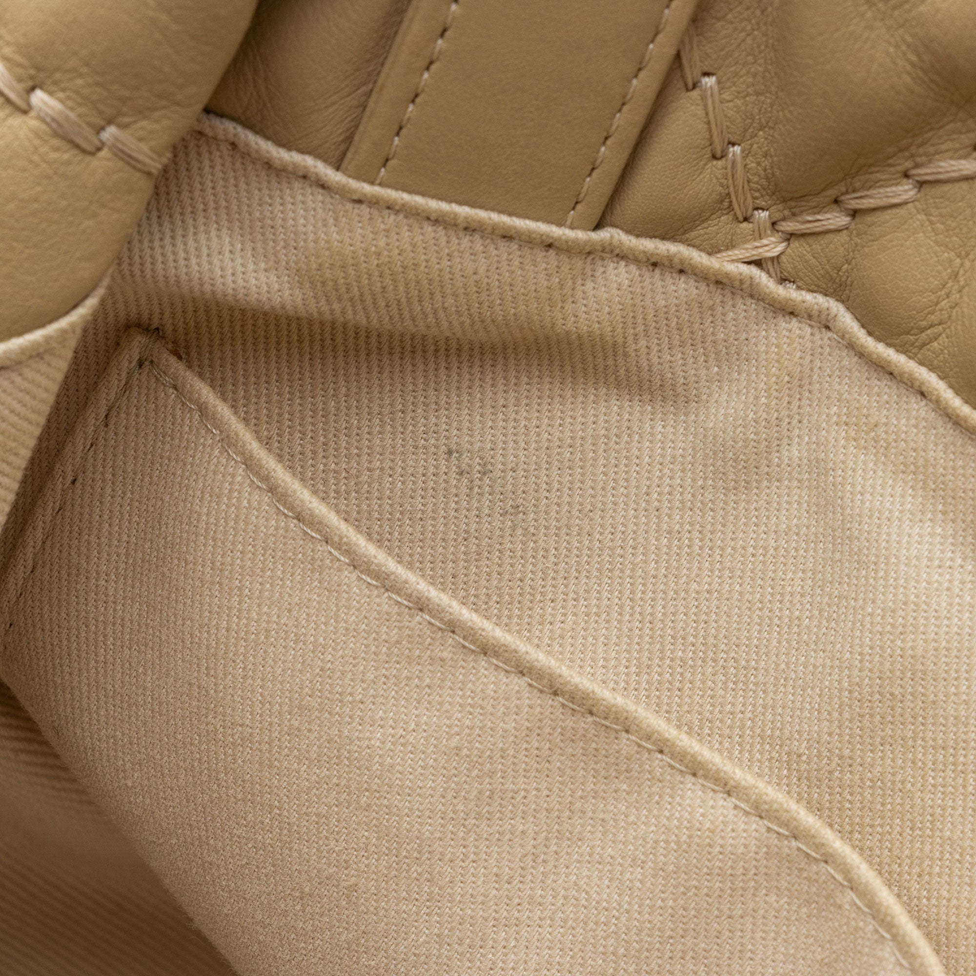 Chanel Lambskin Love Me Tender Large Tote (SHF-VAozPR)