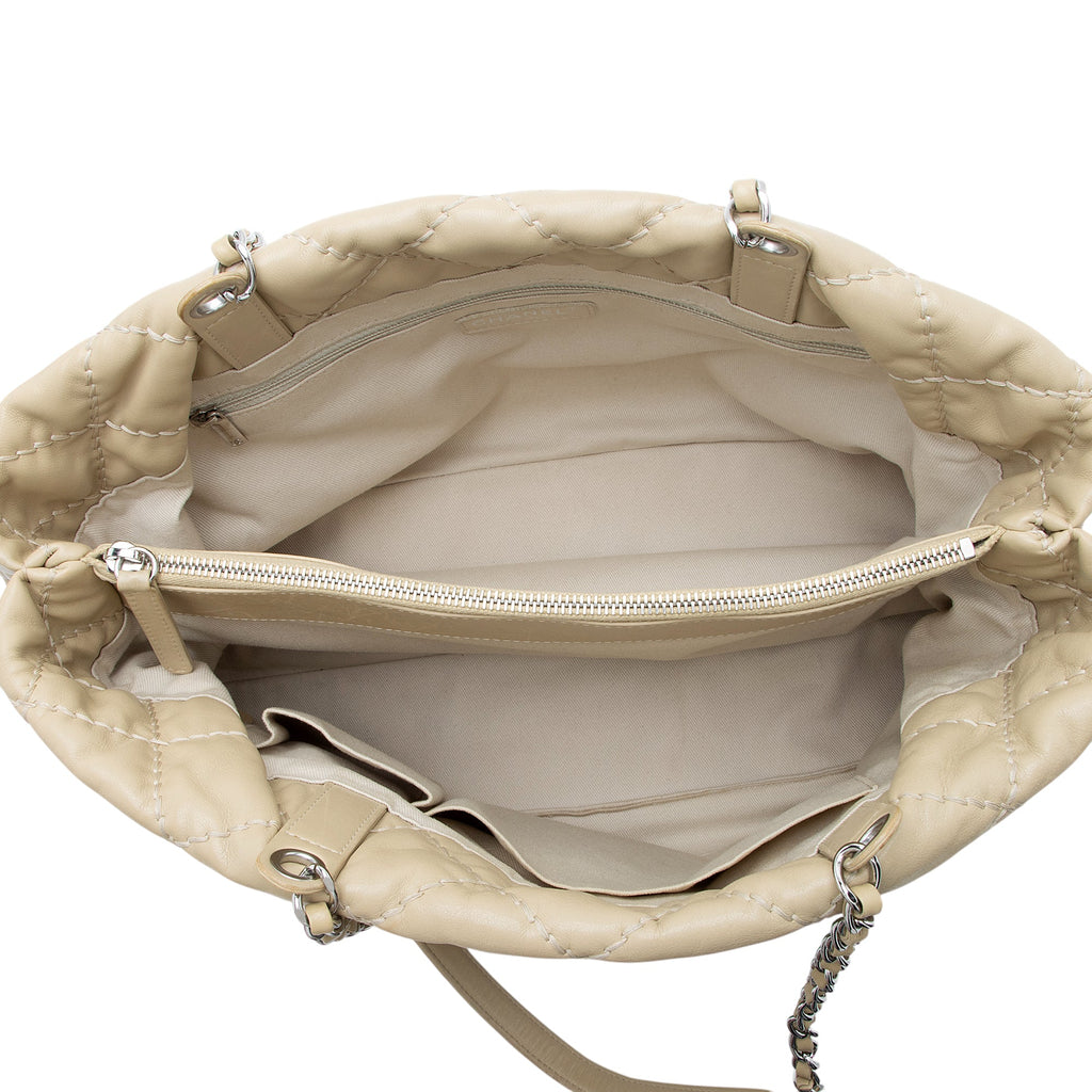 Chanel Lambskin Love Me Tender Large Tote (SHF-VAozPR)