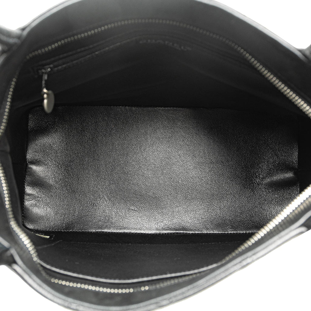 Chanel Lambskin Medallion Tote (SHG-cROUye)