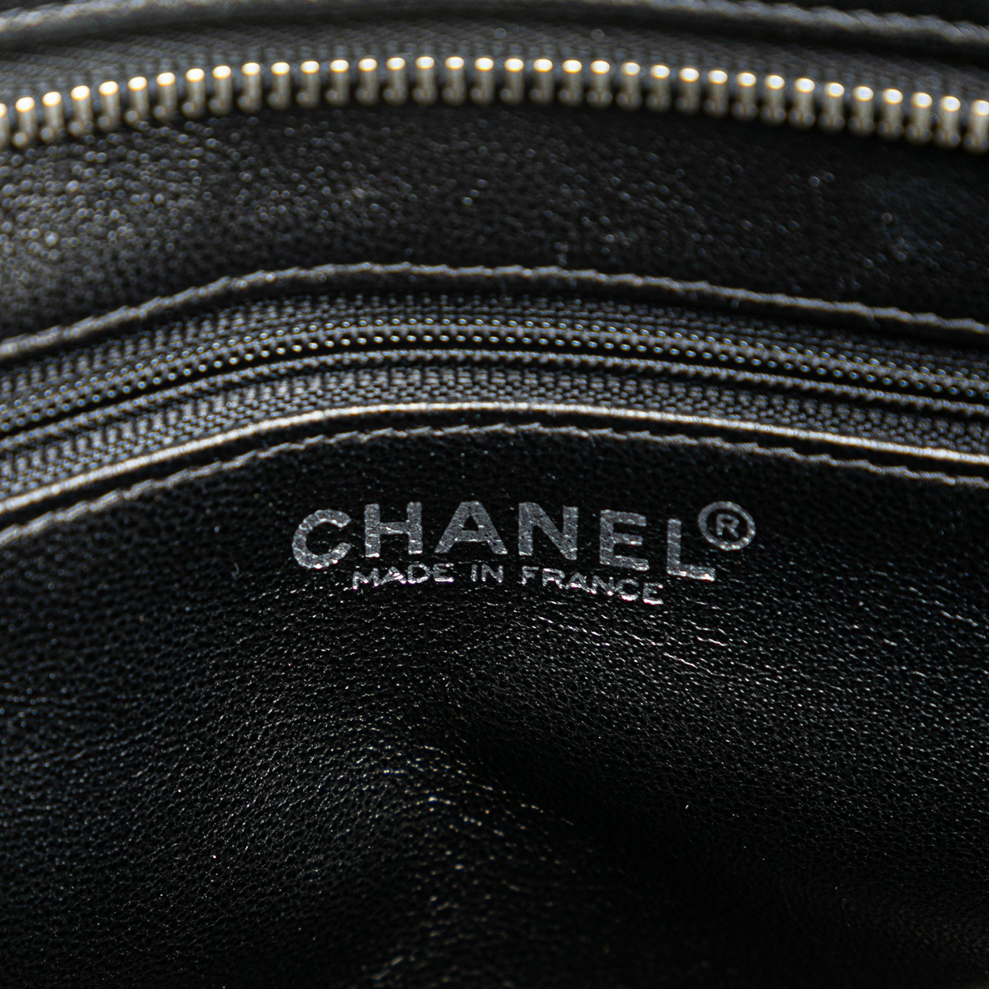 Chanel Lambskin Medallion Tote (SHG-cROUye)