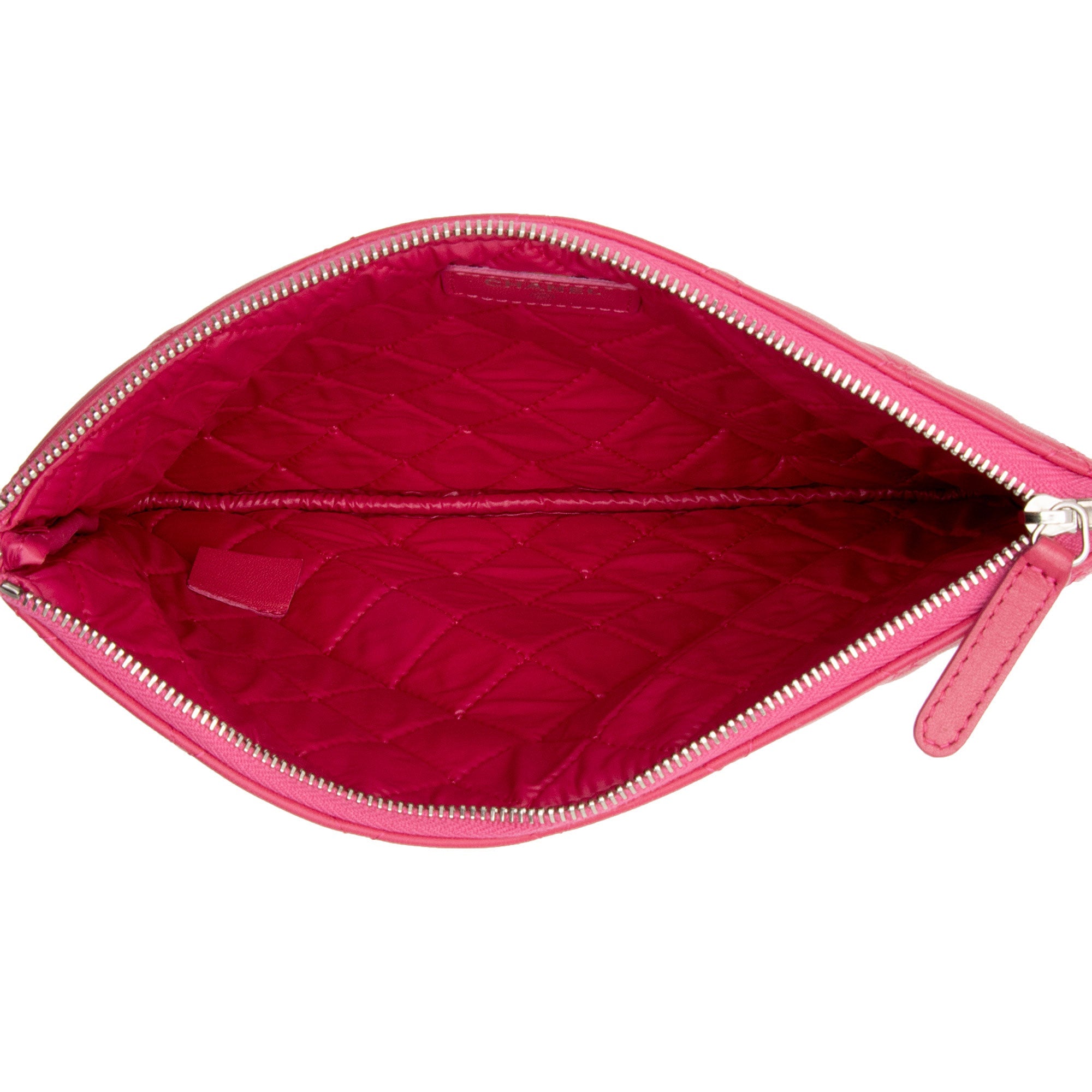 Chanel Lambskin Medium O-Case (SHF-aaW4ma)