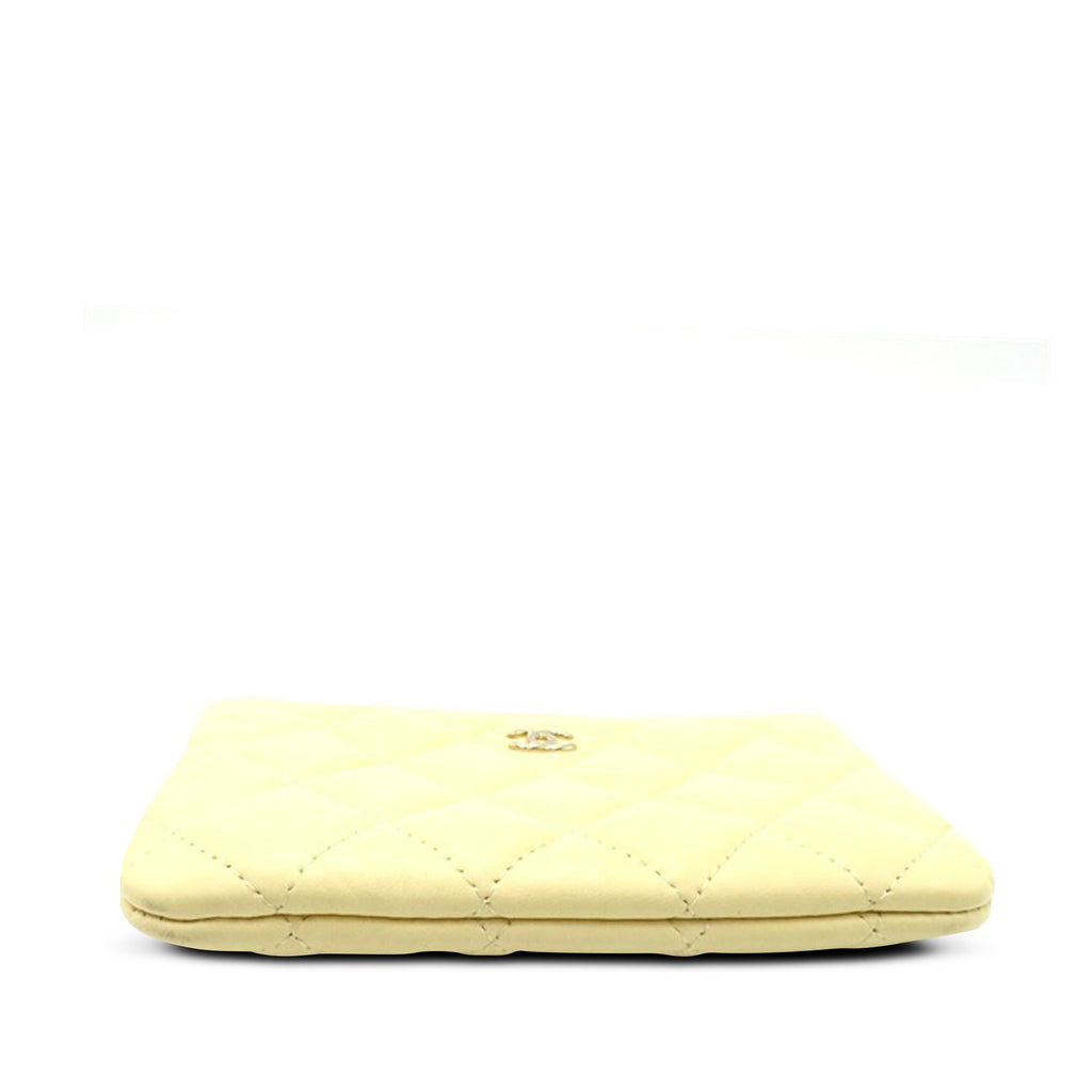 Chanel Lambskin Mini O Case Pouch (SHG-ubGuHV)