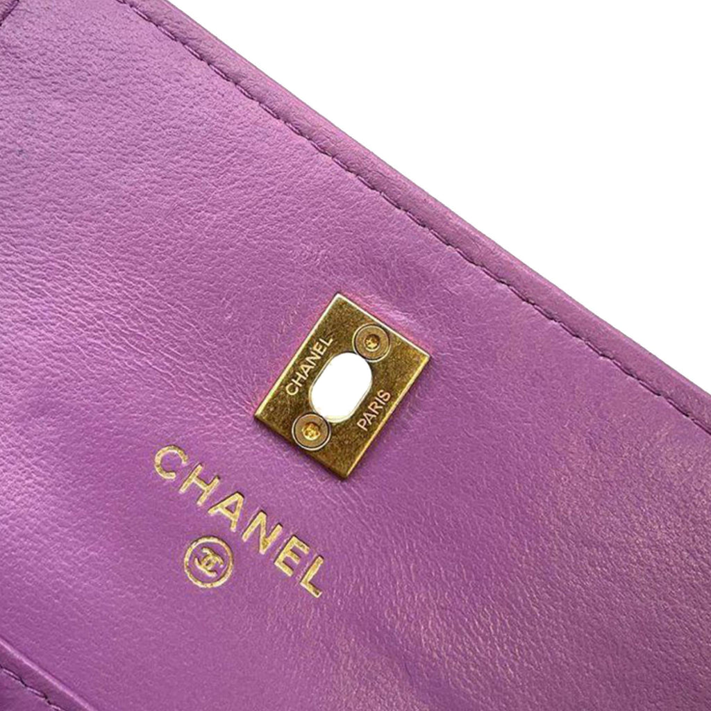 Chanel Lambskin Mini Pearl Crush Wallet with Chain (SHG-rngcqW)