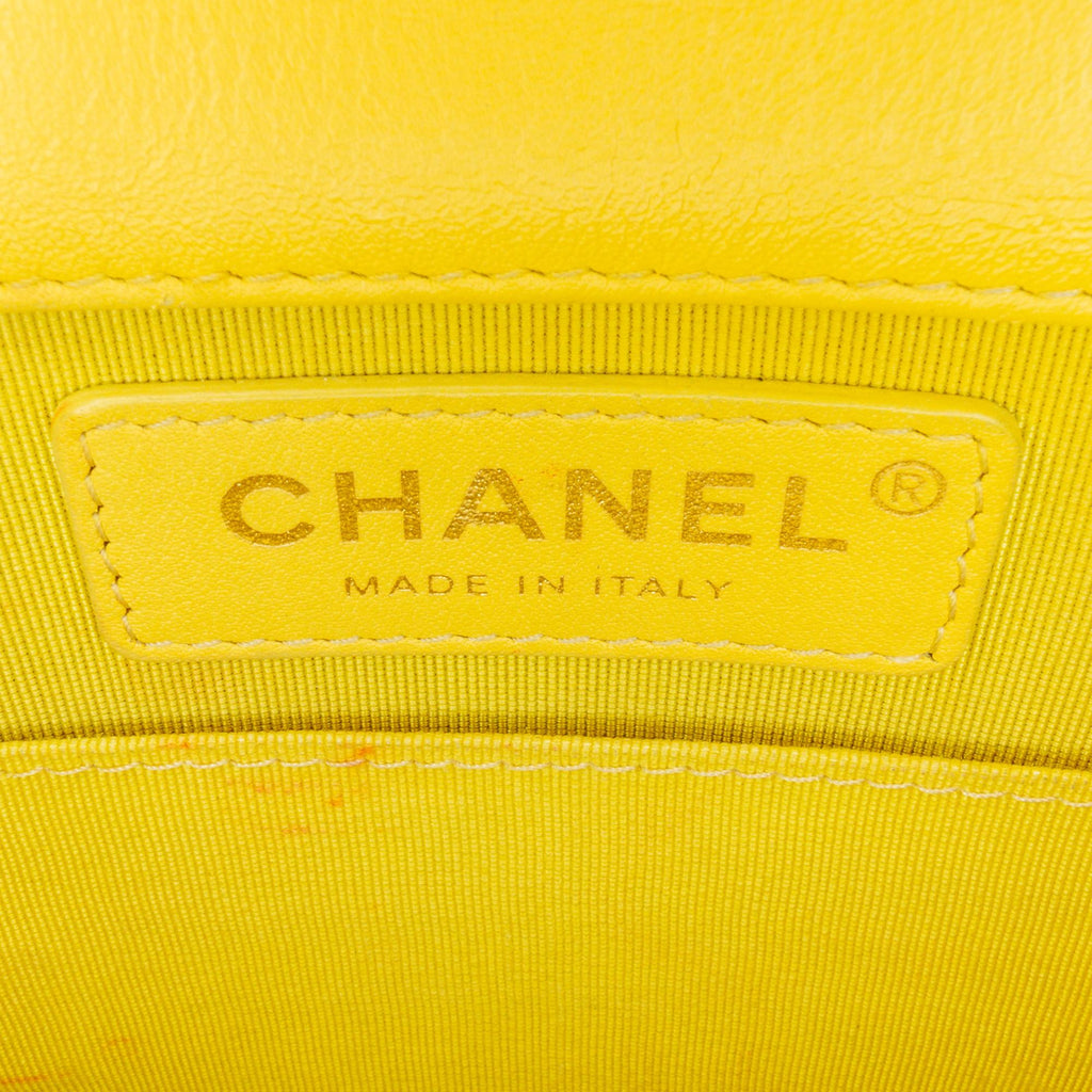 Chanel Lambskin North South Boy Flap (SHG-3yGVi5)