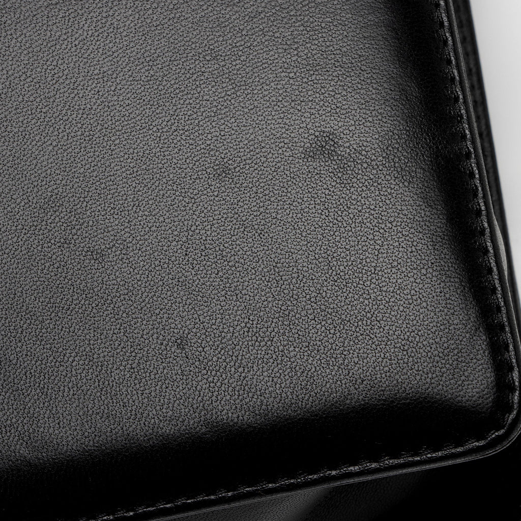 Chanel Lambskin Old Medium Boy Bag (SHF-hdtBBY)