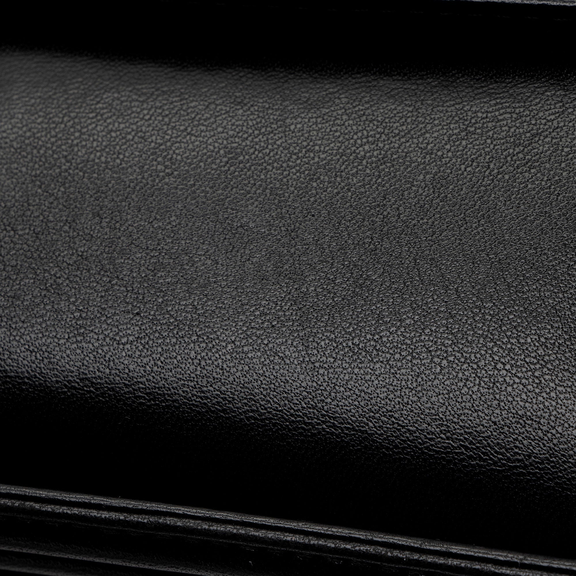 Chanel Lambskin Old Medium Boy Bag (SHF-hdtBBY)