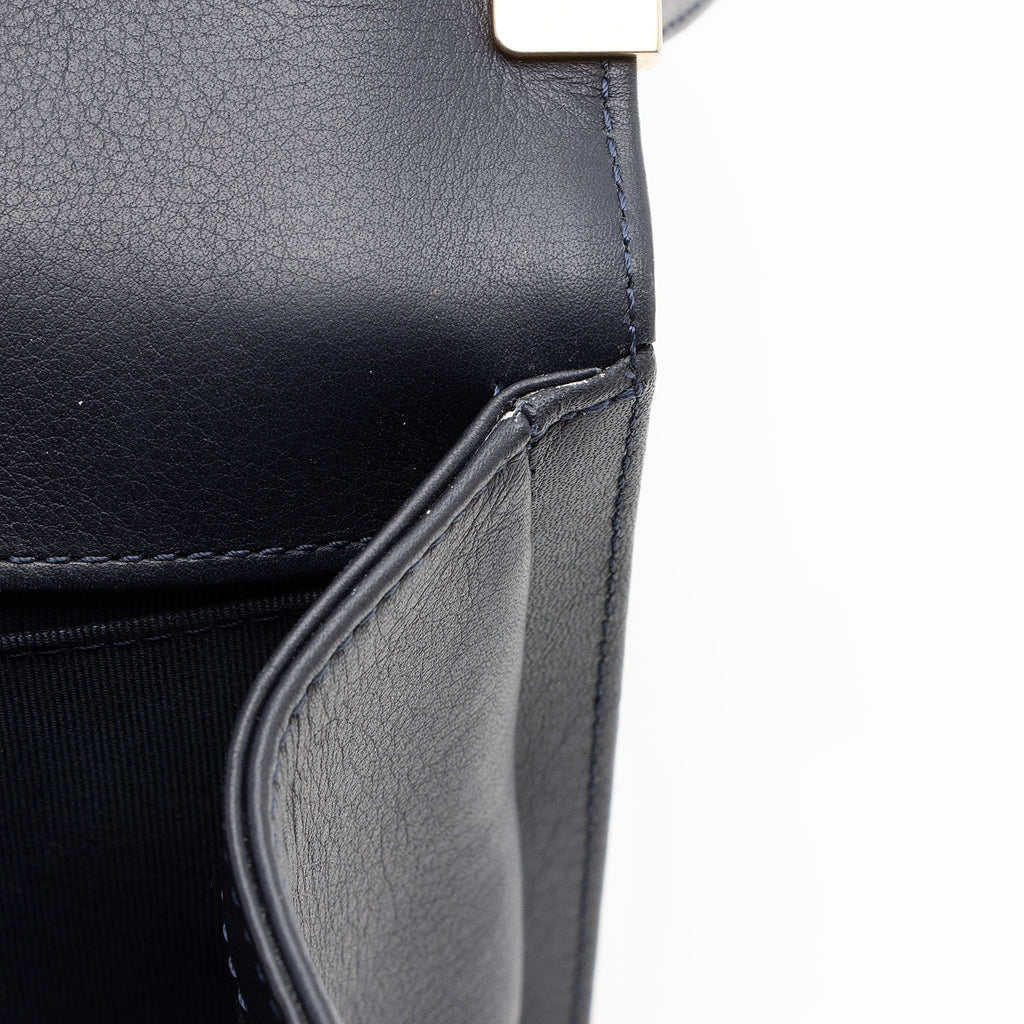 Chanel Lambskin Old Medium Boy Bag (SHF-OdWPxQ)