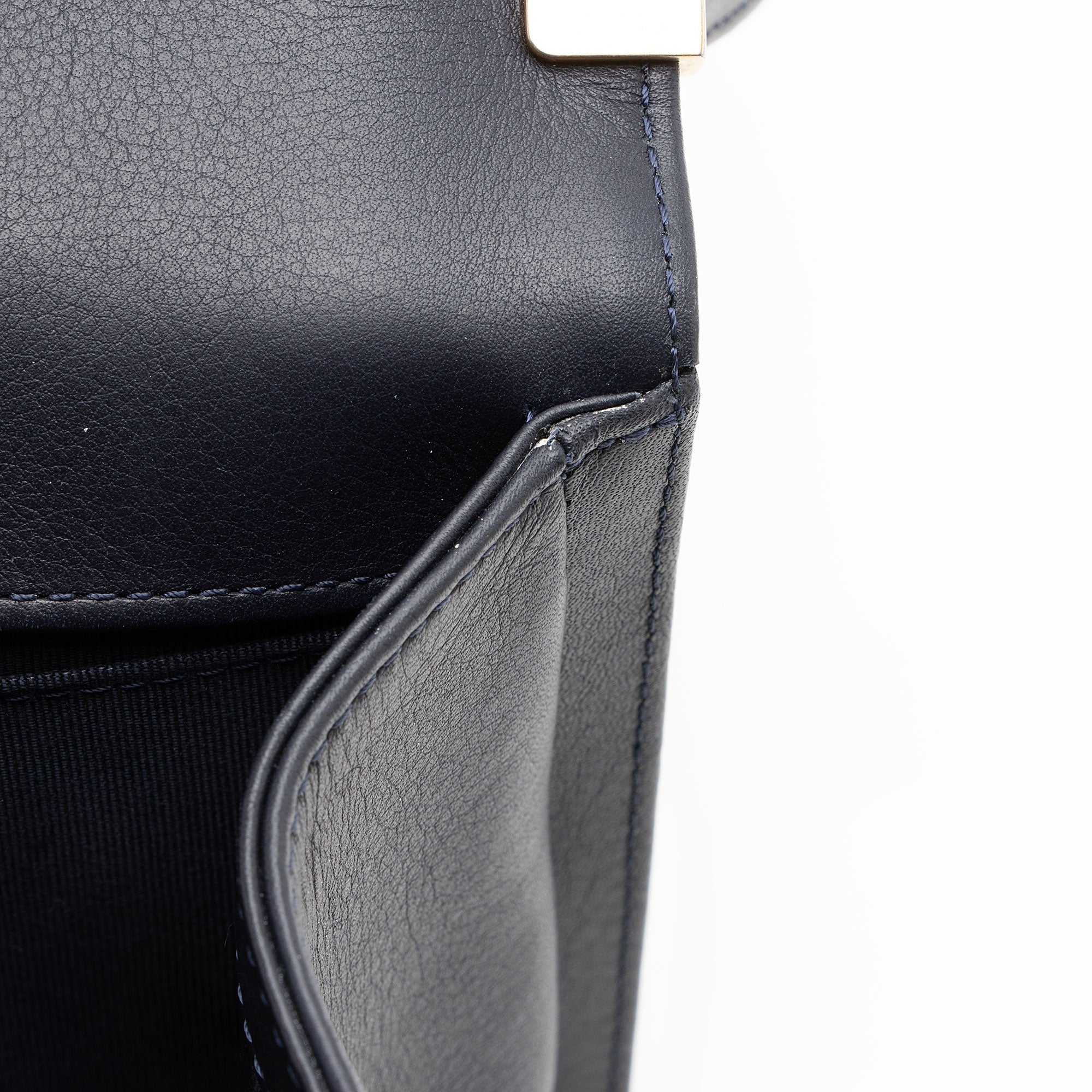 Chanel Lambskin Old Medium Boy Bag (SHF-OdWPxQ)