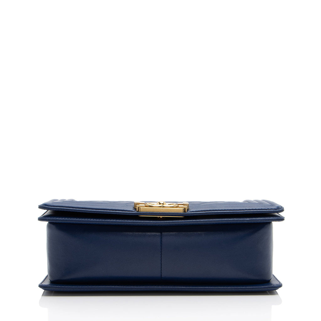 Chanel Lambskin Old Medium Boy Bag (SHF-lx1VjZ)