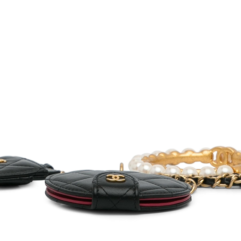 Chanel Lambskin Pearl Crown CC Wristlet Multi Pouches (SHG-ZnqXOL)