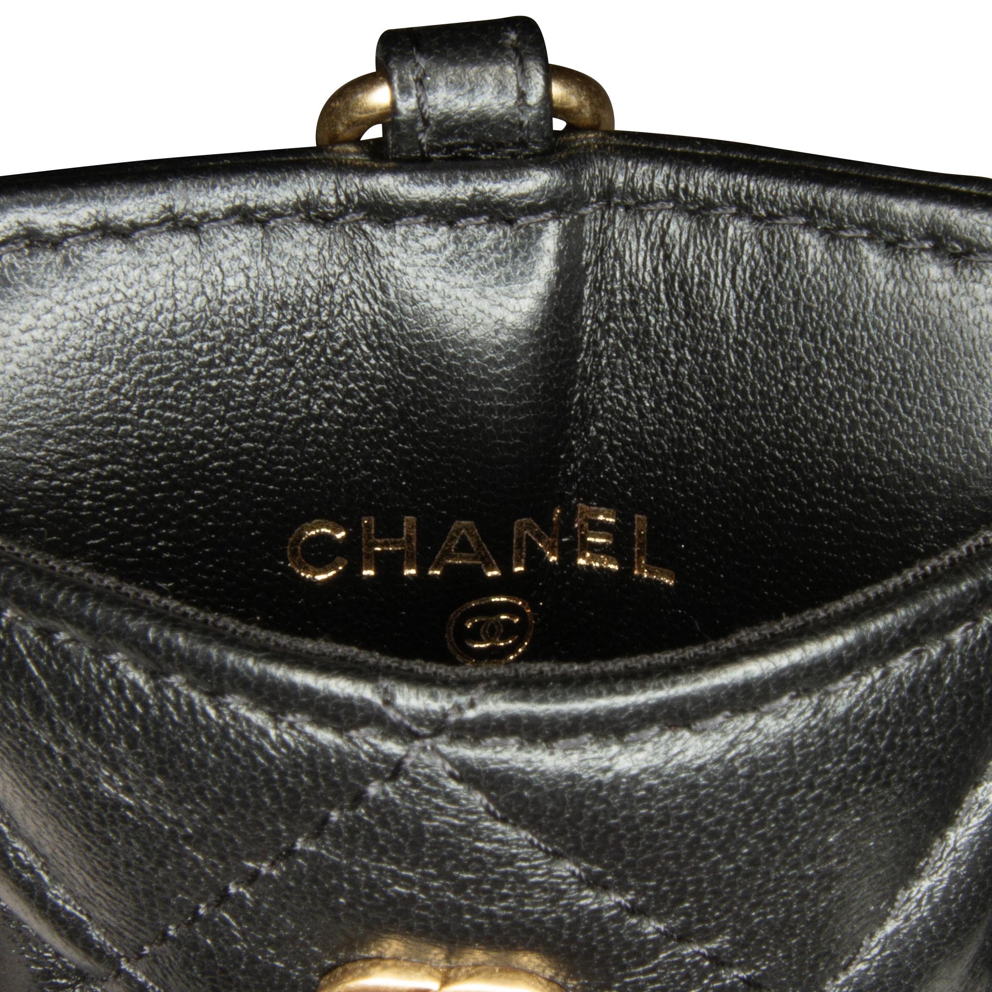 Chanel Lambskin Pearl Crown CC Wristlet Multi Pouches (SHG-ZnqXOL)