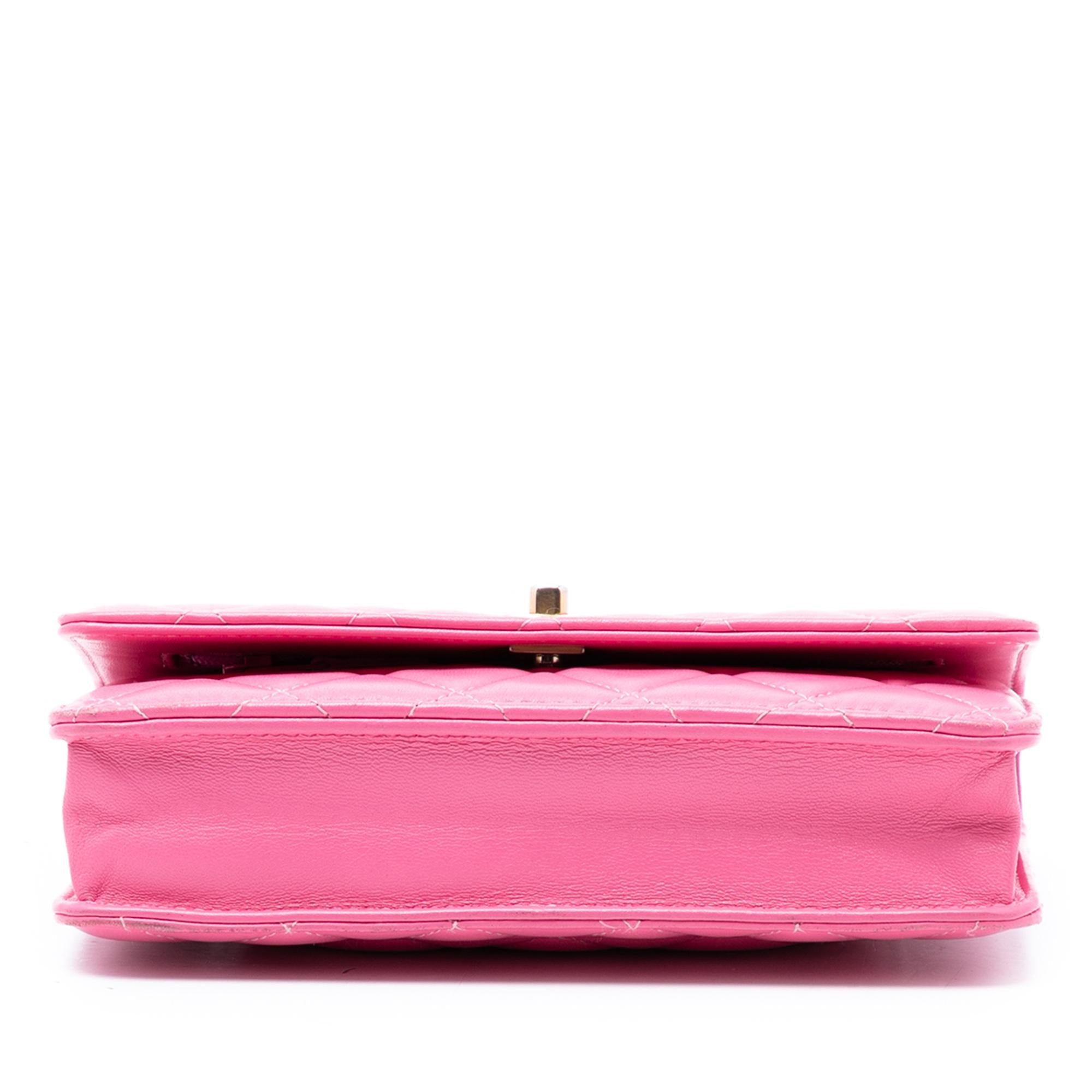 Chanel Lambskin Pearl Crush Wallet On Chain