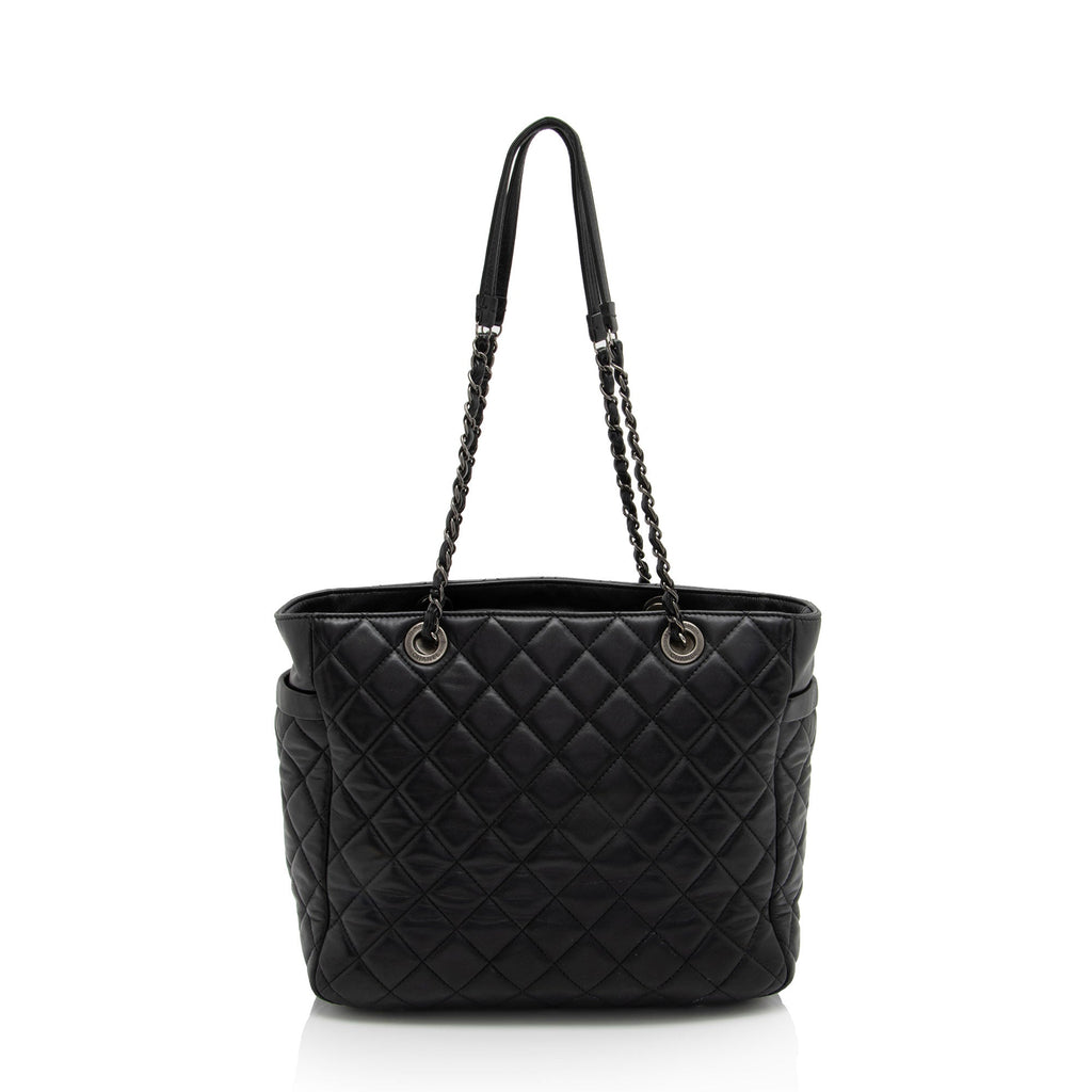 Chanel Lambskin Pocket Shopper Tote (SHF-S3BN0B)