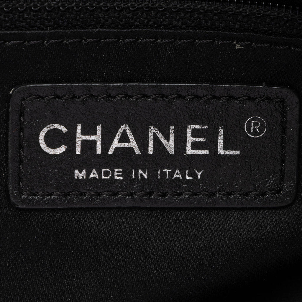 Chanel Lambskin Pocket Shopper Tote (SHF-S3BN0B)