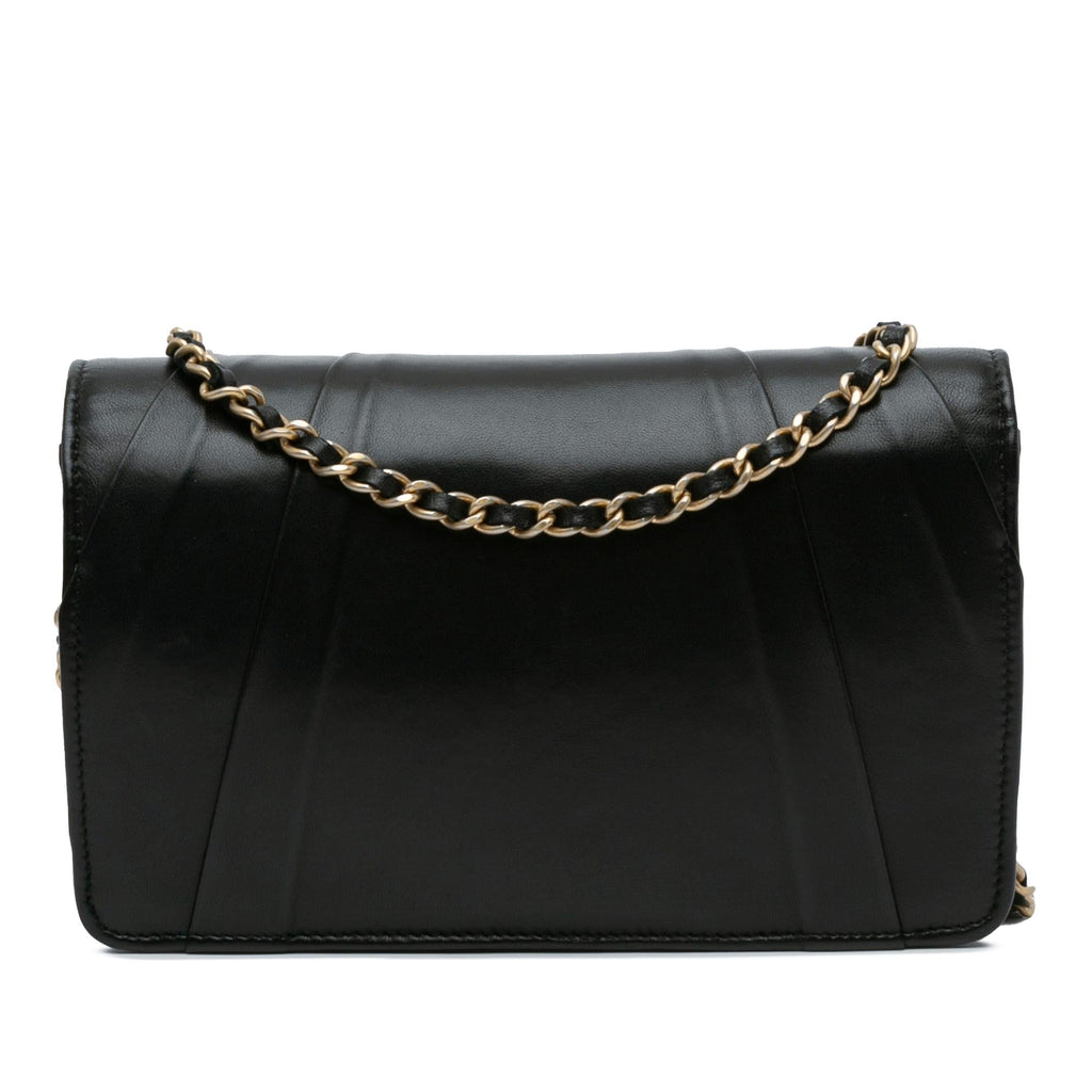 Chanel Lambskin Pyramid Wallet On Chain (SHG-Xyd0cJ)