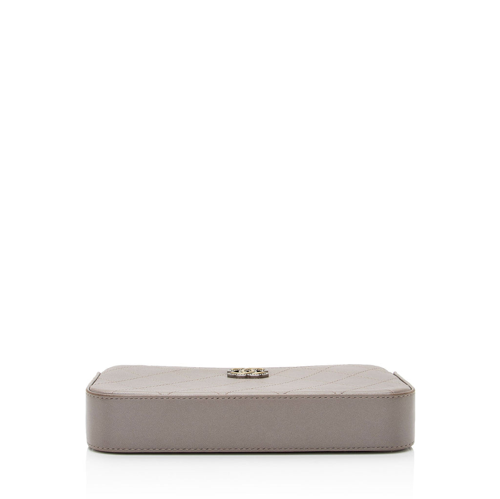 Chanel Lambskin Small Clutch with Chain (SHF-b6lVXI)