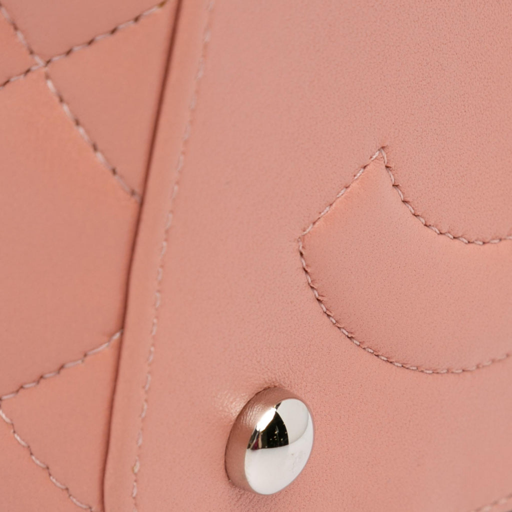 Chanel Lambskin Top Handle Vanity Case with Chain (SHG-hnAAMY)