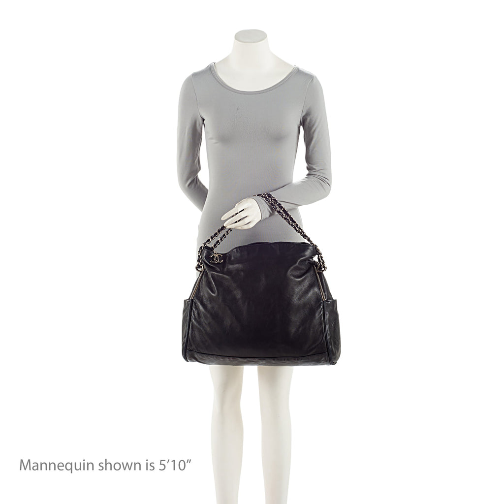 Chanel Lambskin Ultimate Soft Large Shoulder Bag (SHF-2piIEj)