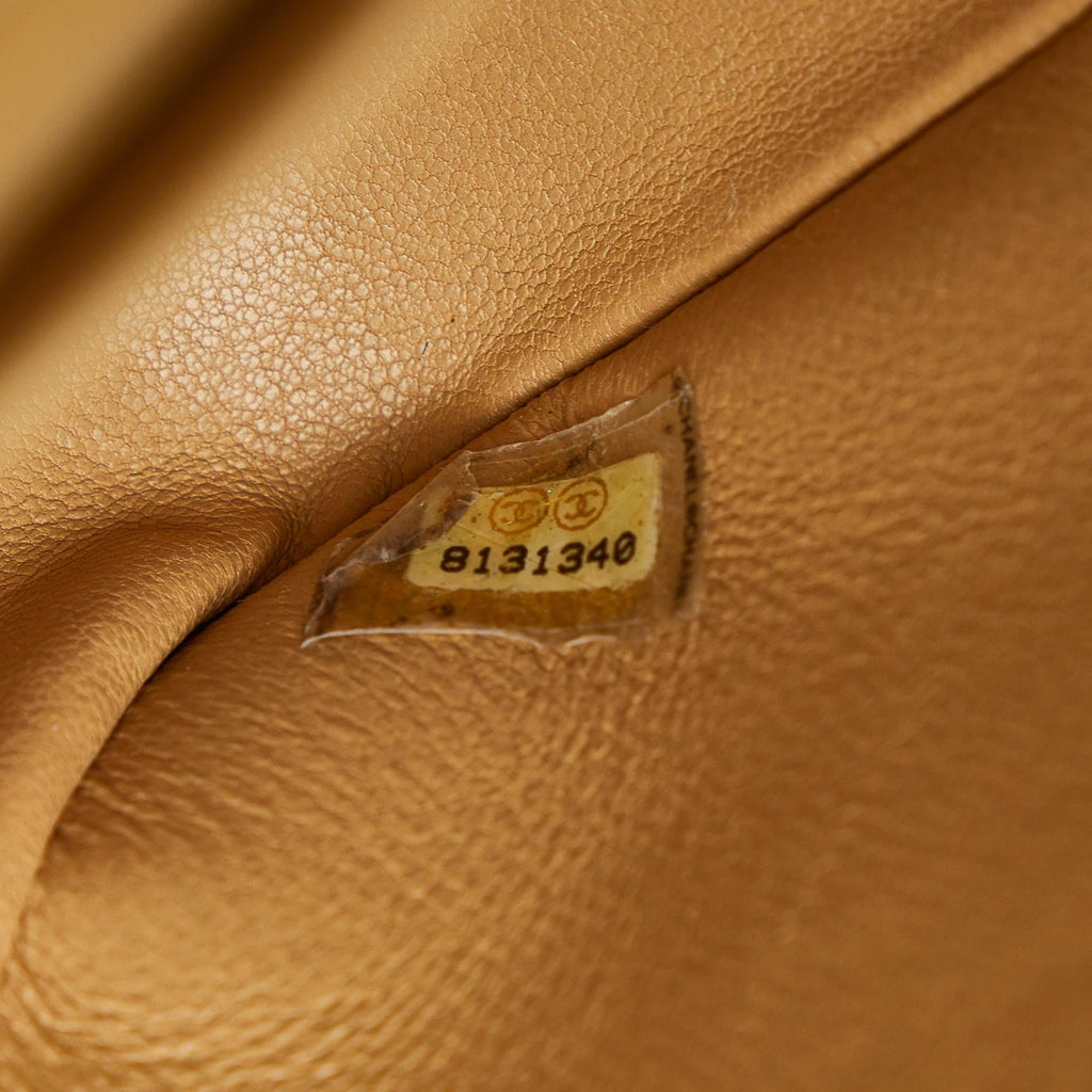 Chanel Lambskin Vertical Border Flap (SHG-oryF3k)