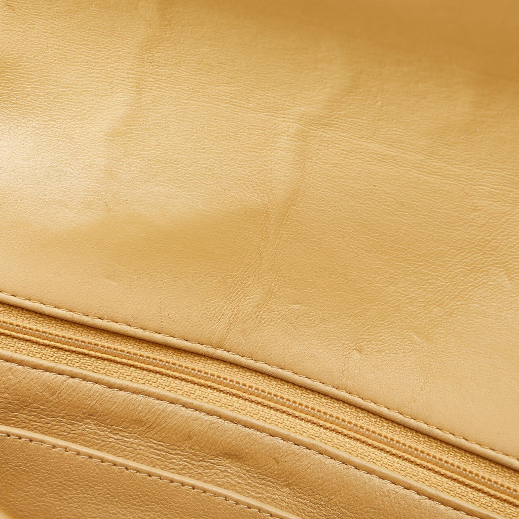 Chanel Lambskin Vertical Border Flap (SHG-oryF3k)