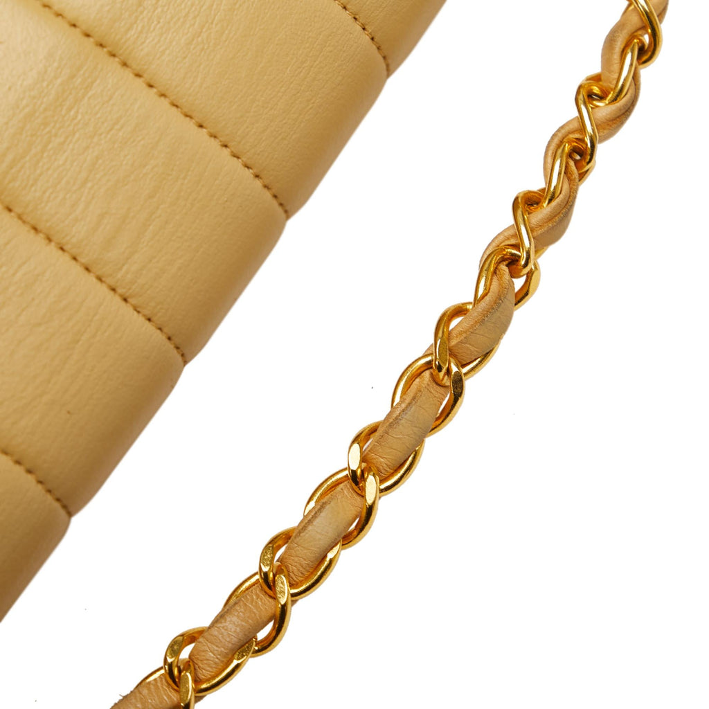 Chanel Lambskin Vertical Border Flap (SHG-oryF3k)
