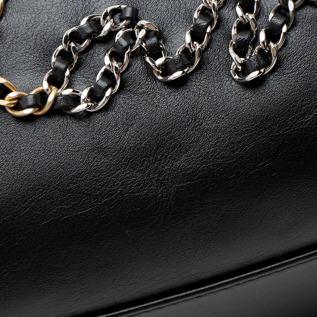 Chanel Lambskin Written In Chain Hobo