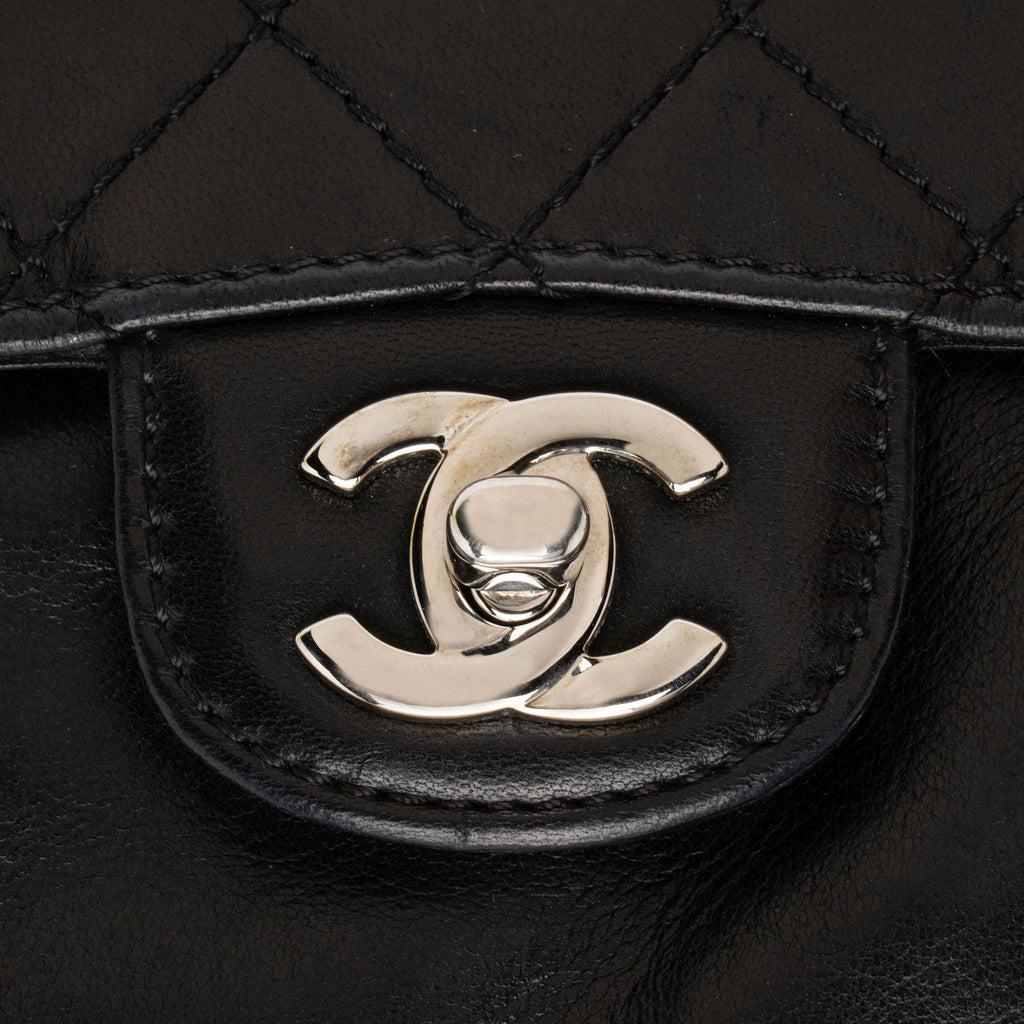 Chanel Lambskin Zip Around Mini Wallet on Chain (SHF-fNb1ru)