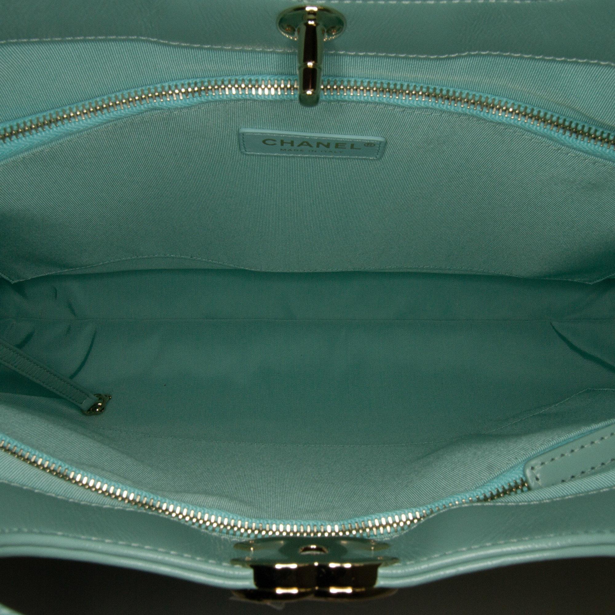 Chanel Large 31 Satchel (SHG-1c2pl7)