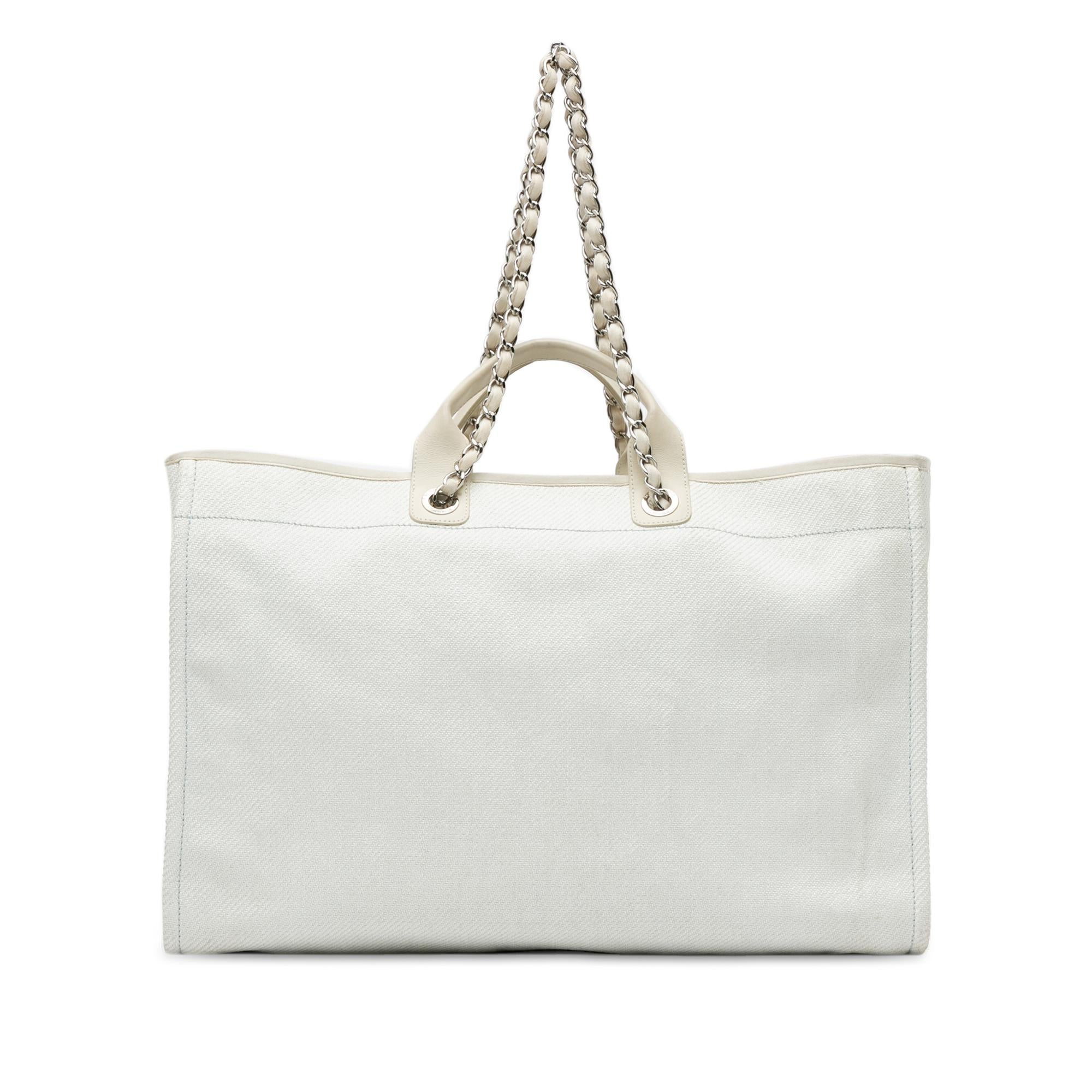 Chanel Large Canvas Deauville Tote (SHG-bO4Jvd)