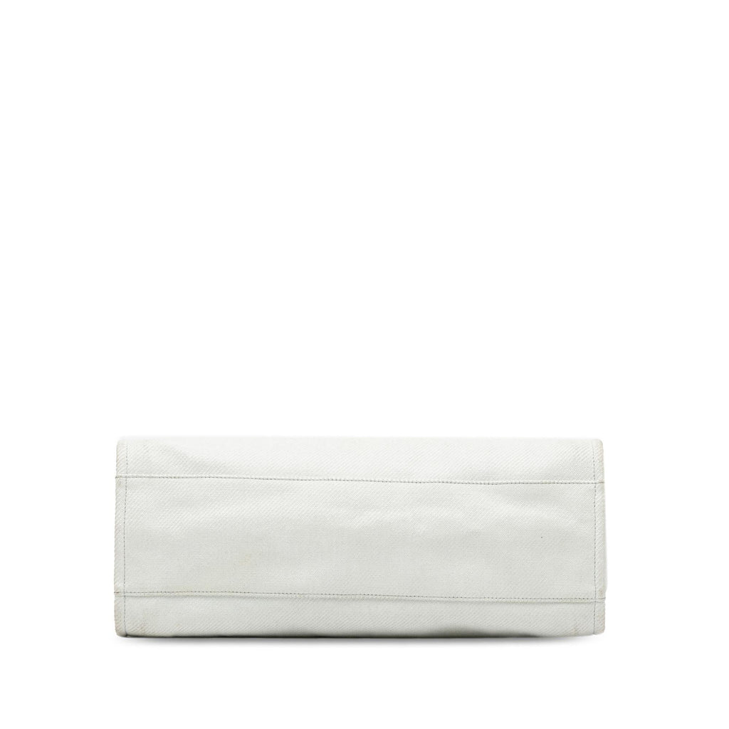Chanel Large Canvas Deauville Tote (SHG-bO4Jvd)