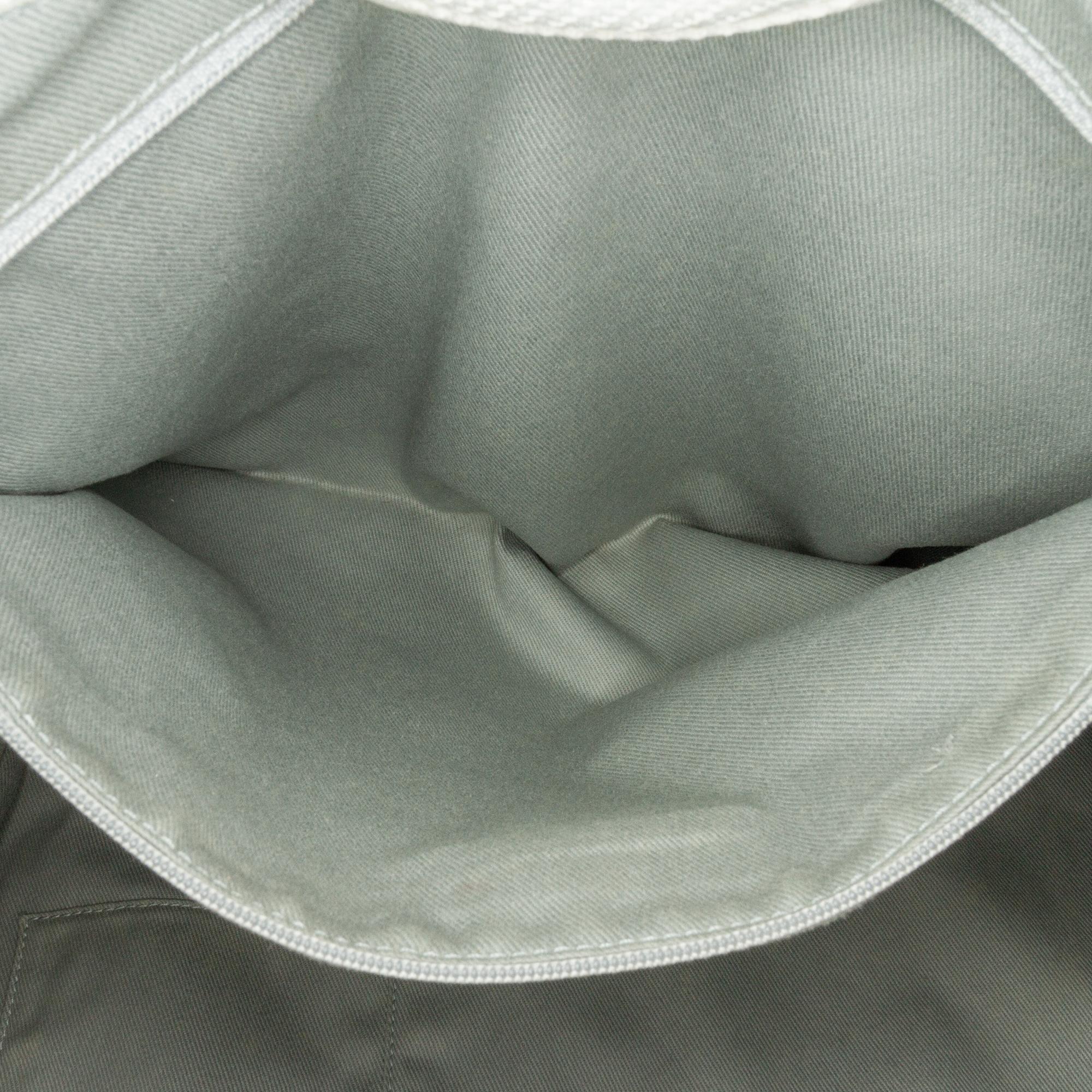 Chanel Large Canvas Deauville Tote (SHG-bO4Jvd)