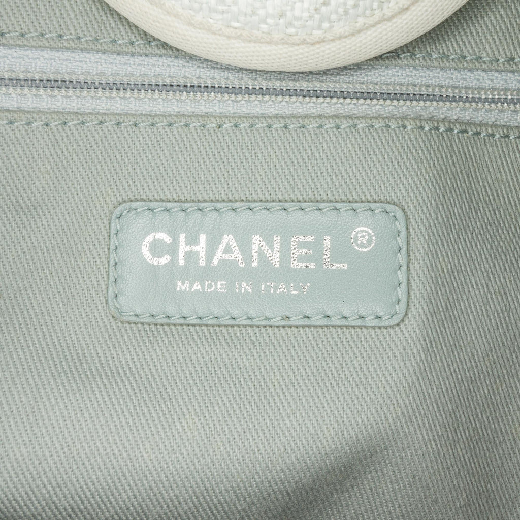 Chanel Large Canvas Deauville Tote (SHG-bO4Jvd)