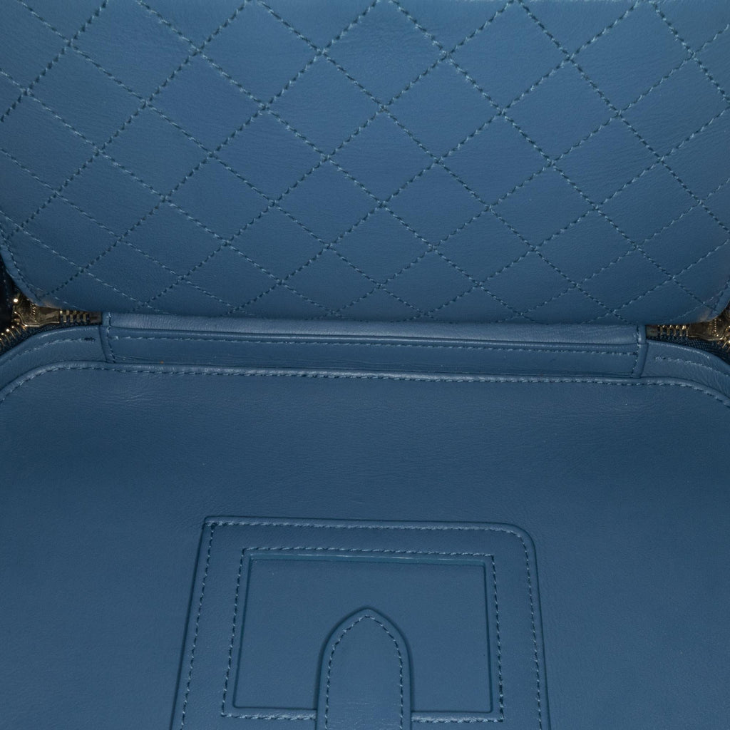 Chanel Large Caviar CC Filigree Vanity Case (SHG-JUihwi)