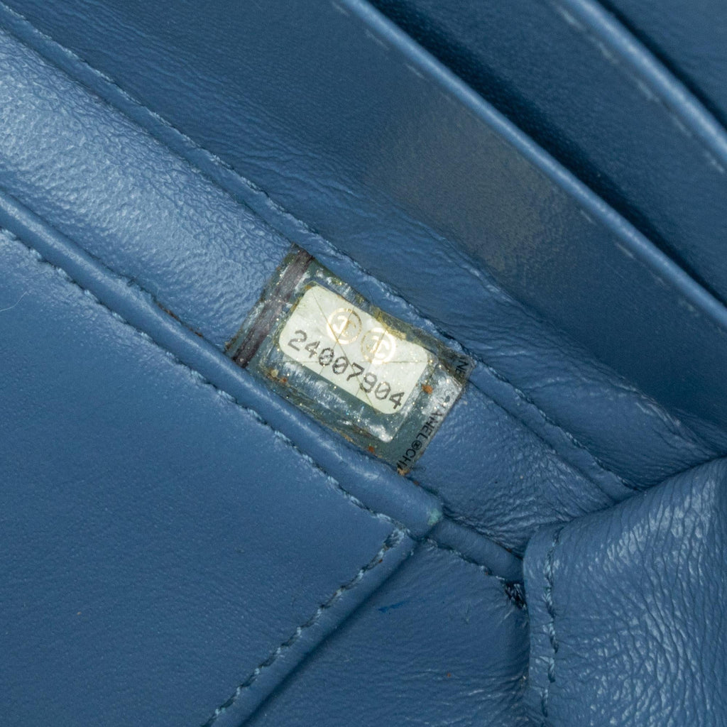 Chanel Large Caviar CC Filigree Vanity Case (SHG-JUihwi)