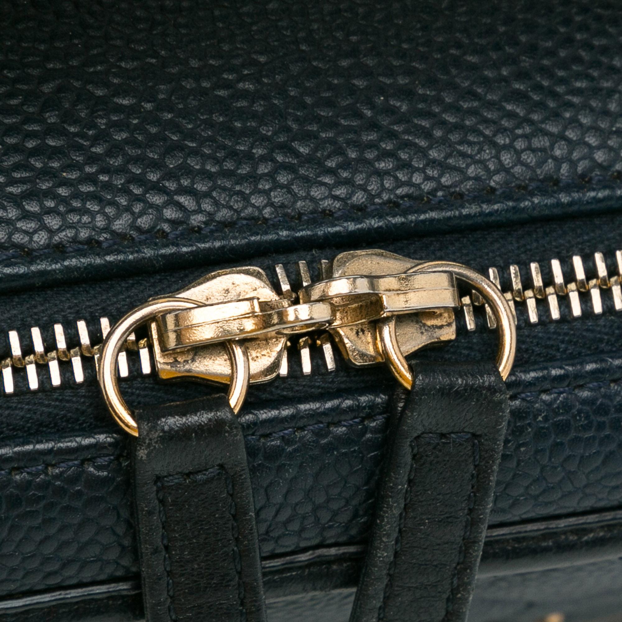 Chanel Large Caviar CC Filigree Vanity Case (SHG-JUihwi)