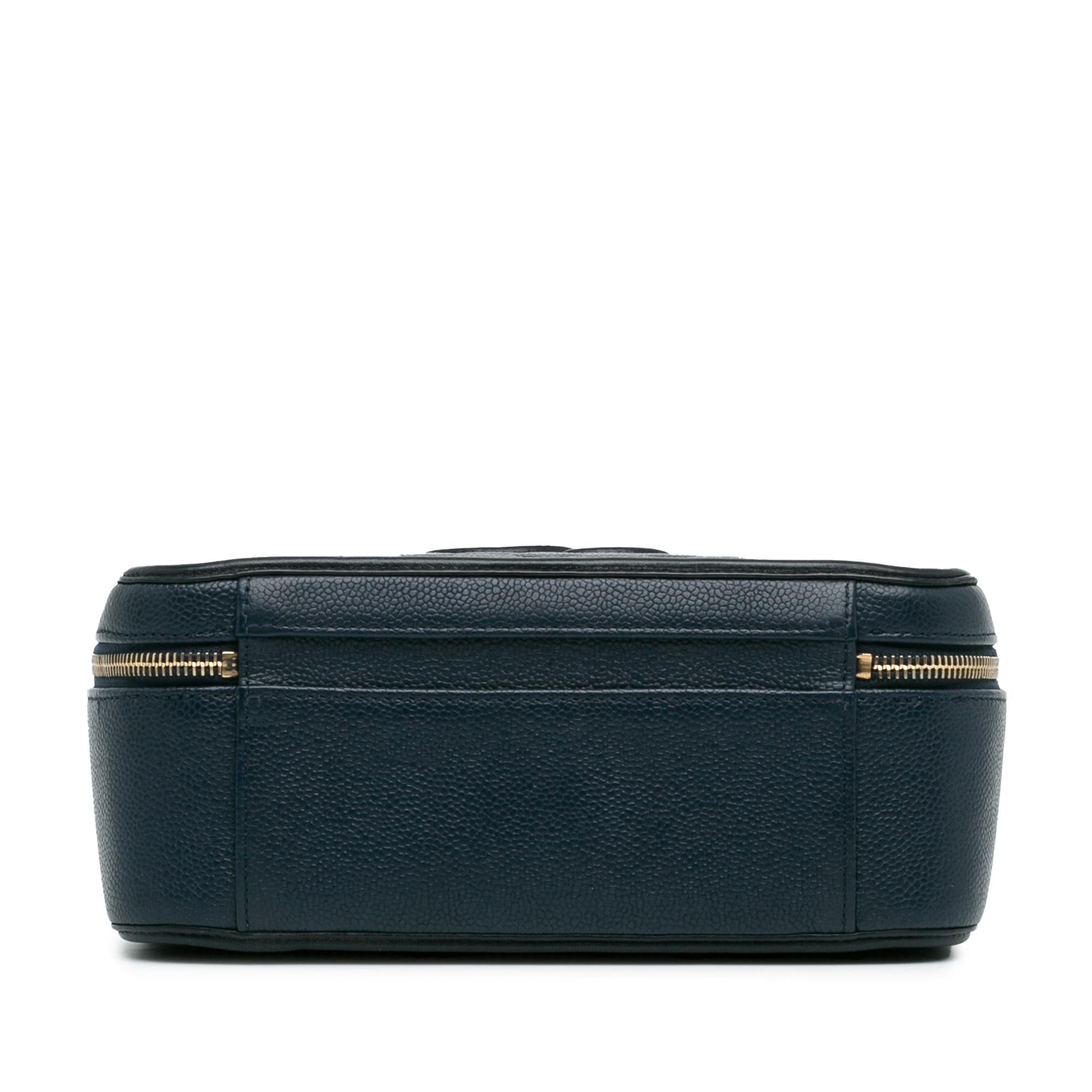 Chanel Large Caviar CC Filigree Vanity Case (SHG-JUihwi)