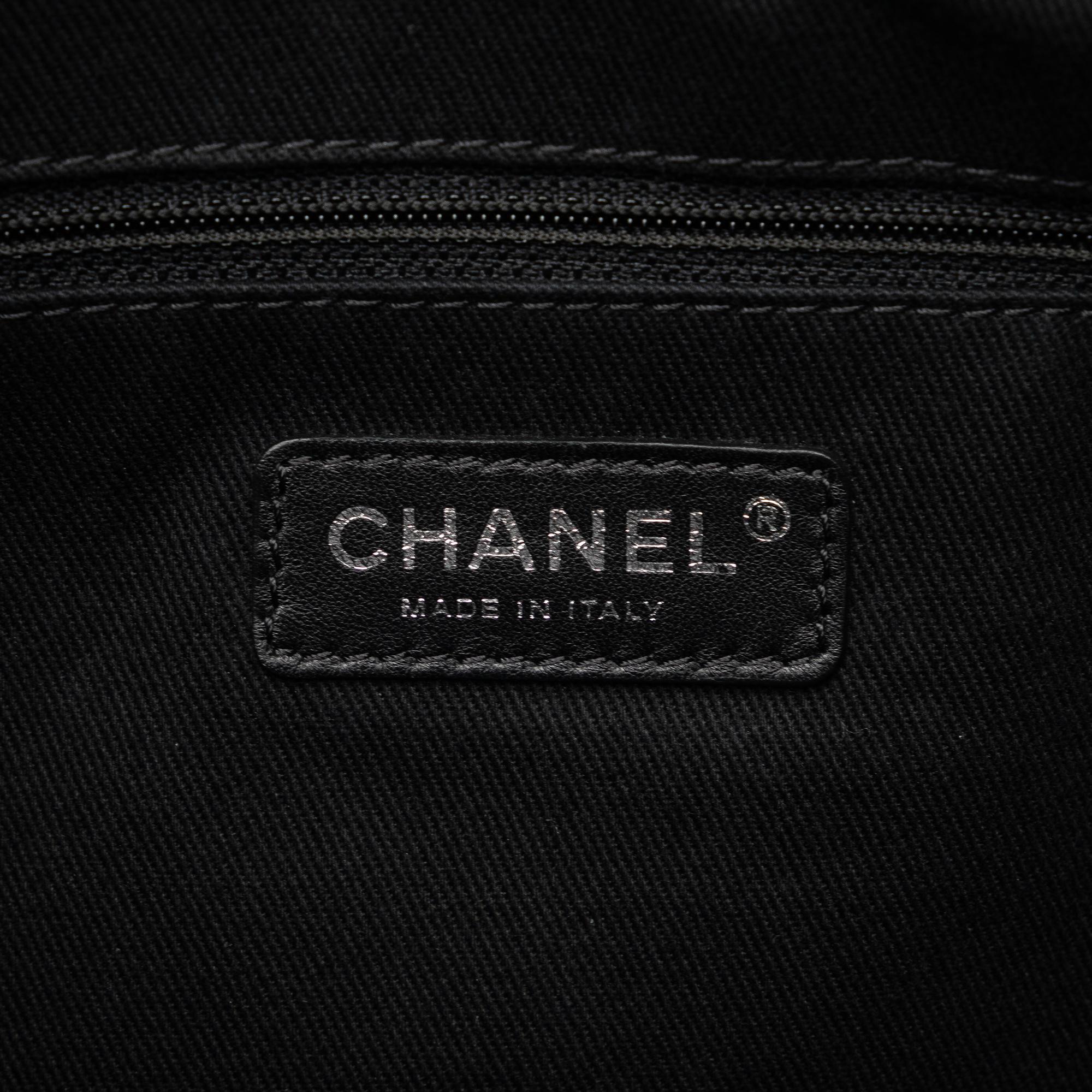Chanel Large Caviar Chic Shopping Tote (SHG-apkgpU)