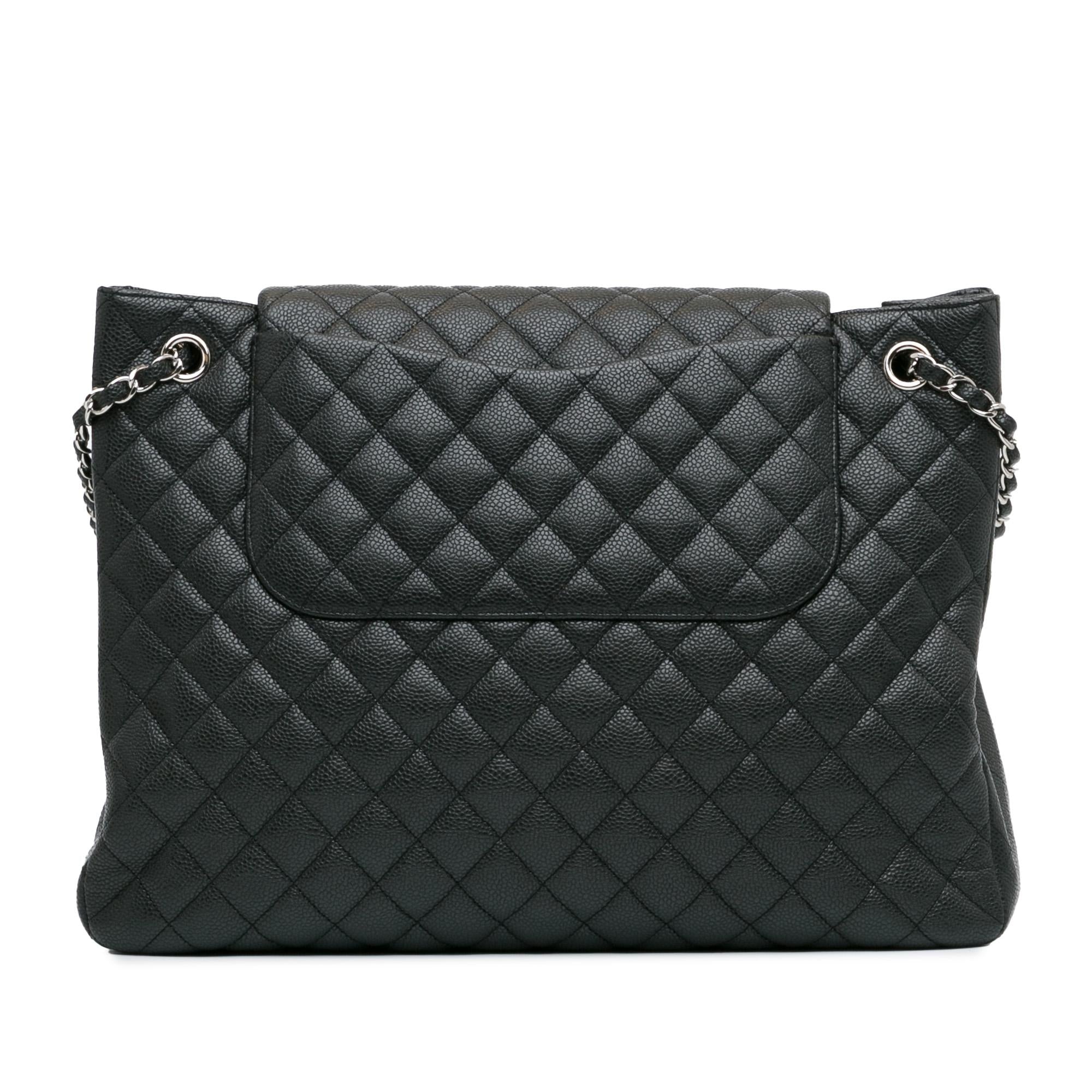 Chanel Large Caviar Flap Shopping Tote (SHG-UY8l1Y)