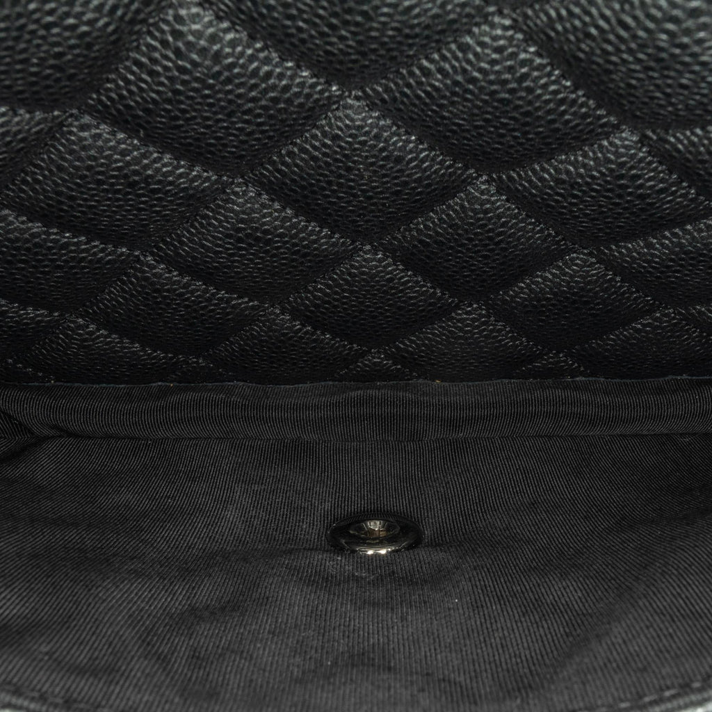 Chanel Large Caviar Flap Shopping Tote (SHG-UY8l1Y)
