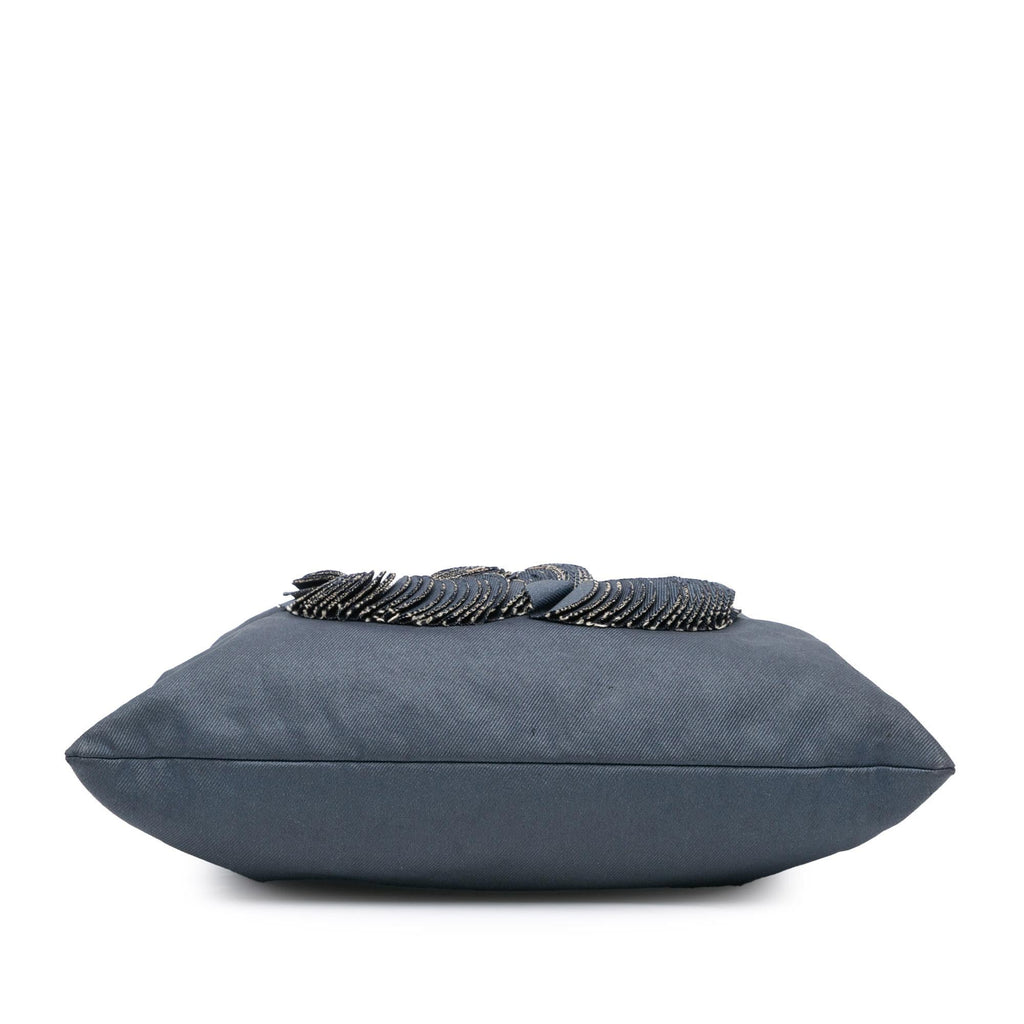 Chanel Large Denim CC Disc Bon Bon Tote (SHG-AAS4iI)