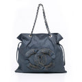 Chanel Large Denim CC Disc Bon Bon Tote (SHG-AAS4iI)