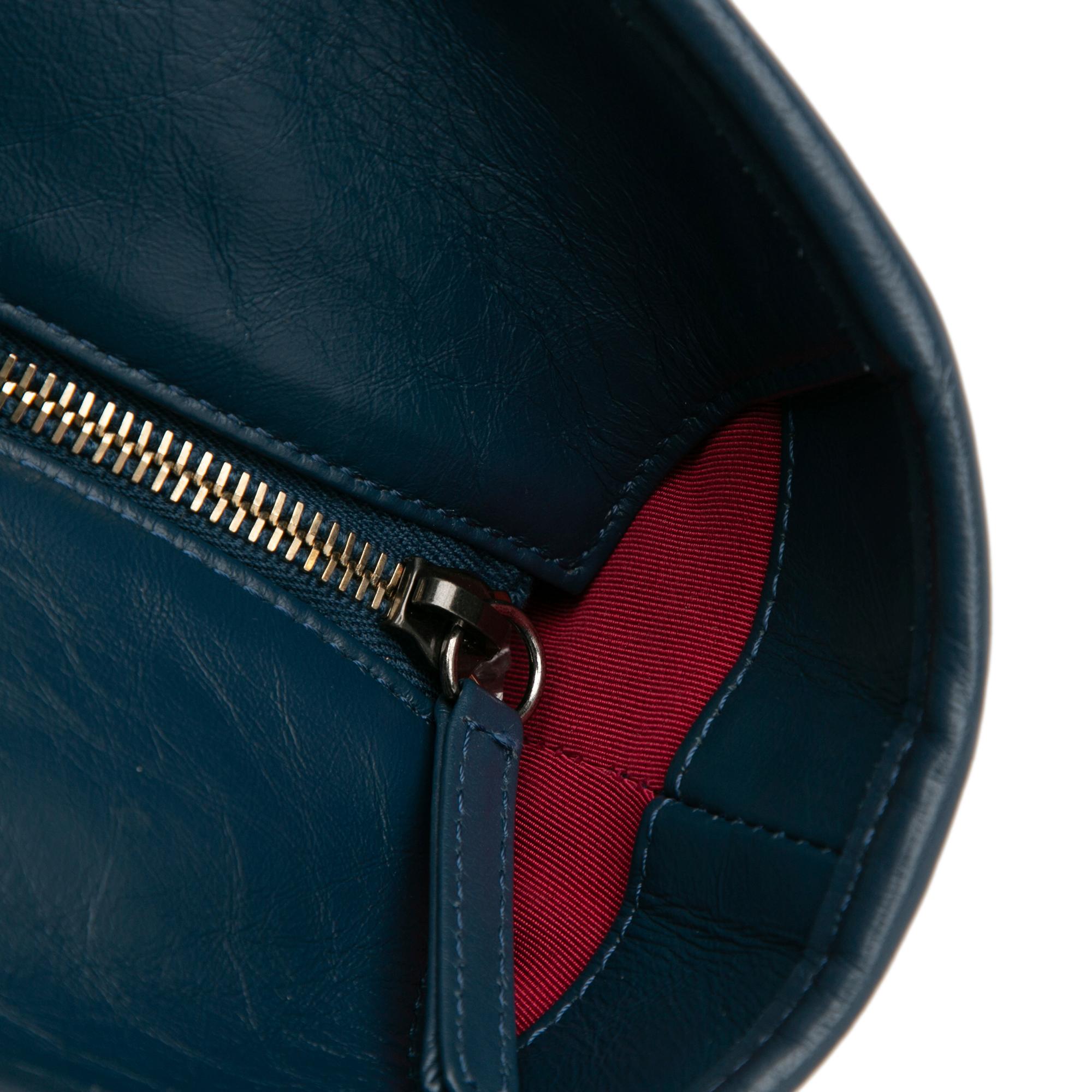 Chanel Large Gabrielle Shopping Satchel (SHG-sHCA77)