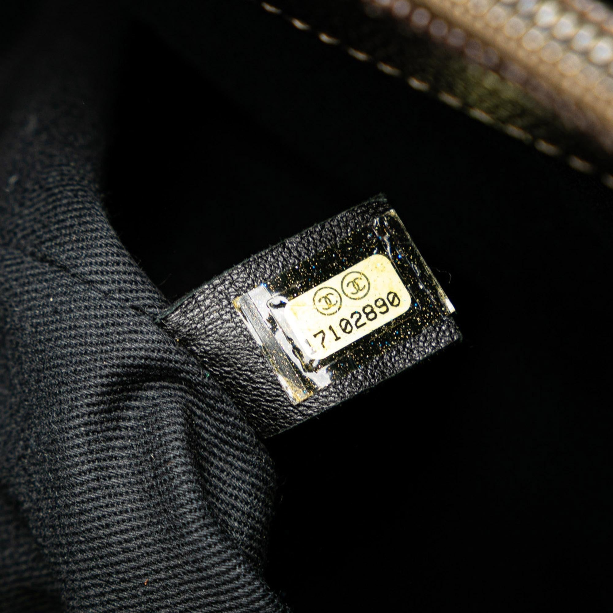 Chanel Large Iridescent Caviar Chic Shopping Tote (SHG-jHn5e8)