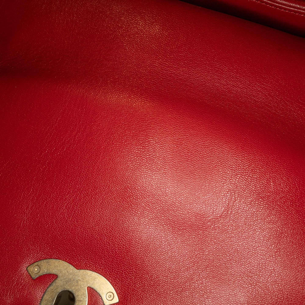 Chanel Large Lambskin 19 Flap (SHG-e7Nnlk)
