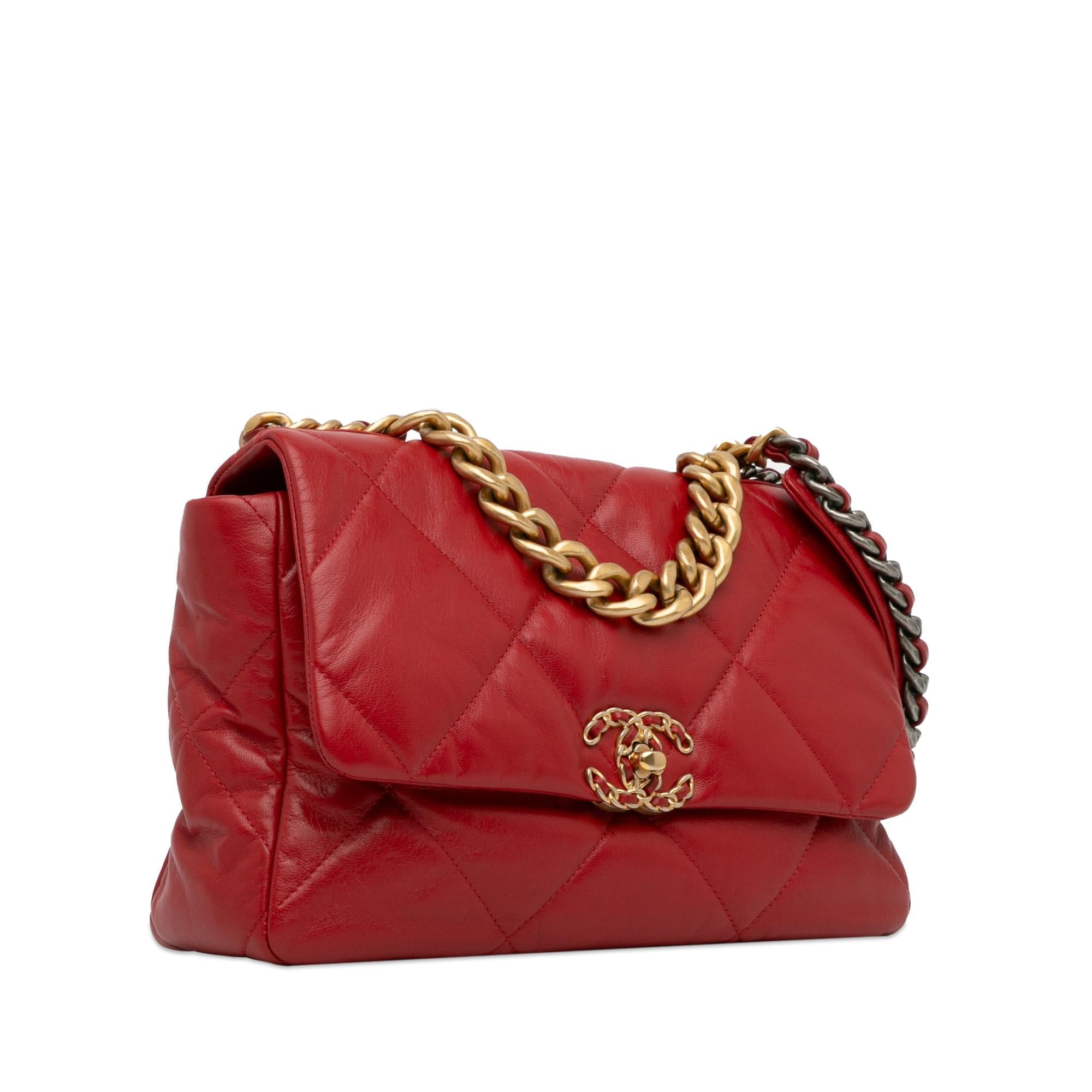 Chanel Large Lambskin 19 Flap (SHG-e7Nnlk)