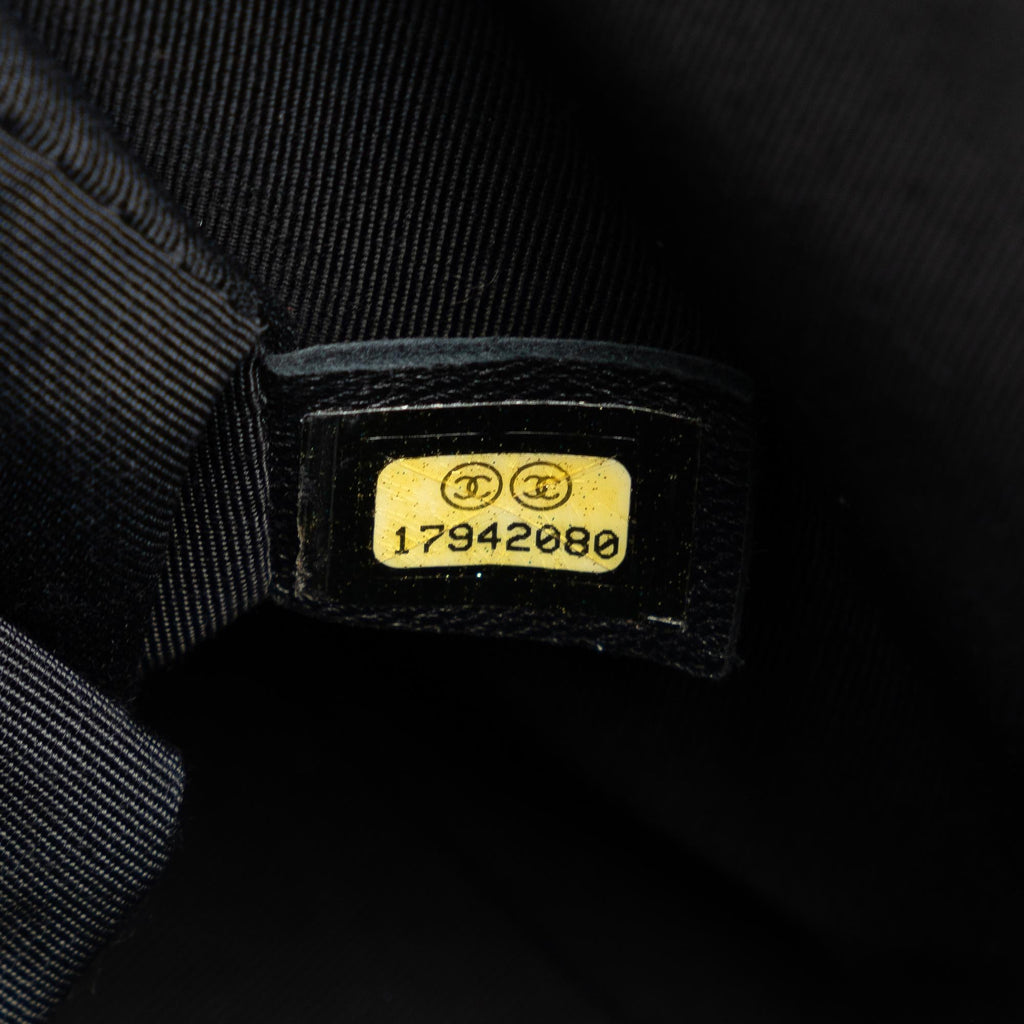 Chanel Large Lambskin Boy Flap (SHG-u6C00y)