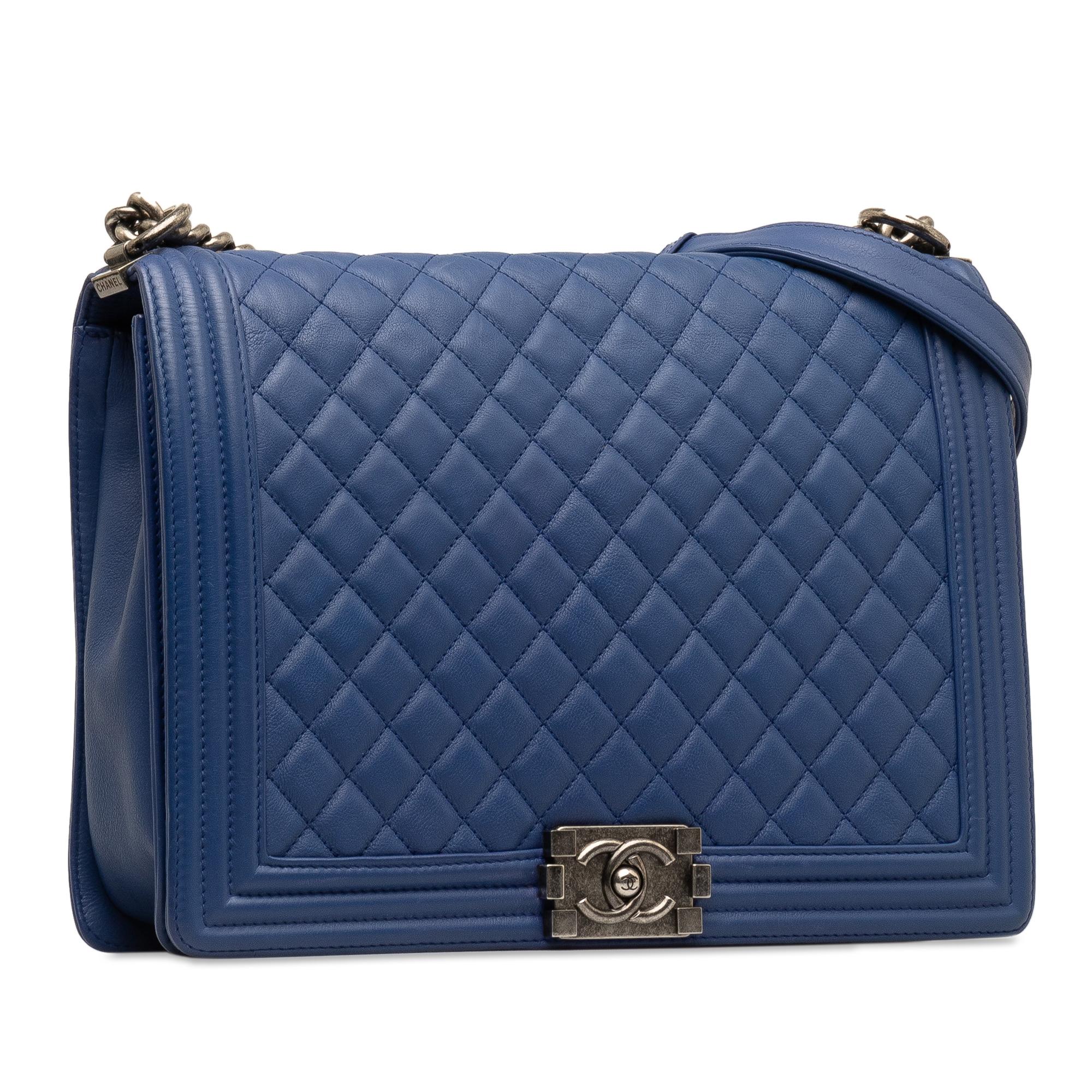 Chanel Large Lambskin Boy Flap (SHG-u6C00y)