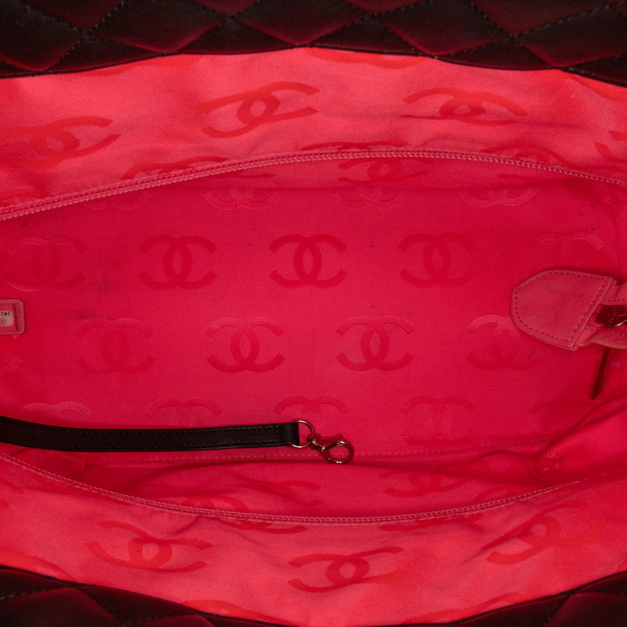 Chanel Large Lambskin Cambon Ligne Tote (SHG-kb1KMh)